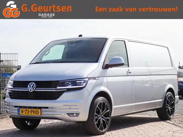 Volkswagen T6.1 Transporter 2.0TDI L2H1 150PK Comfortline Camera, LED, ACC, St