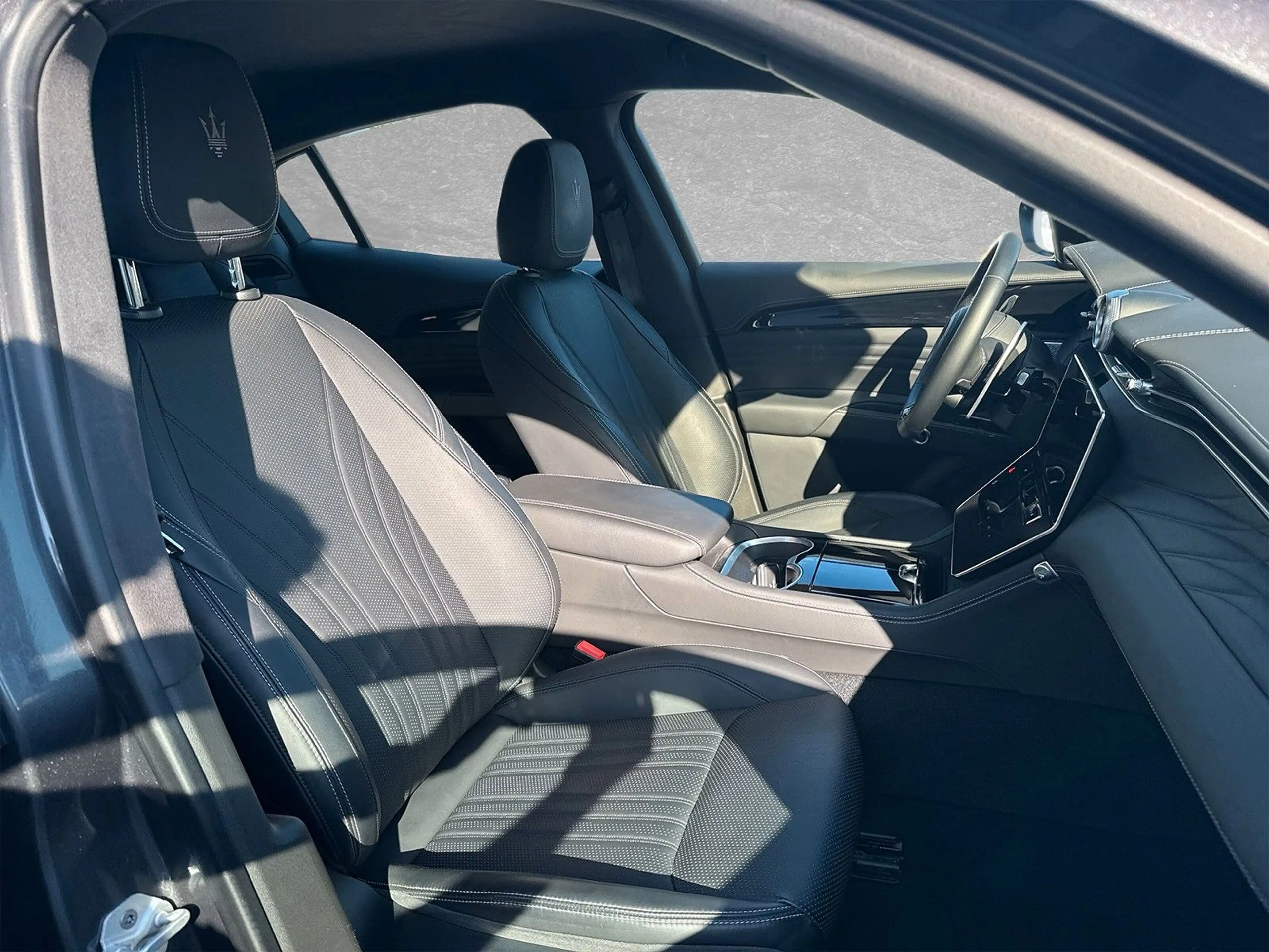 Maserati Grecale GT Hybrid AWD AHK ACC HUD LED — photo 3