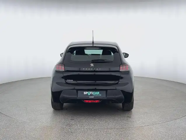 Peugeot 208 view 4