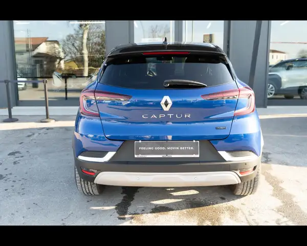 Renault Captur view 4