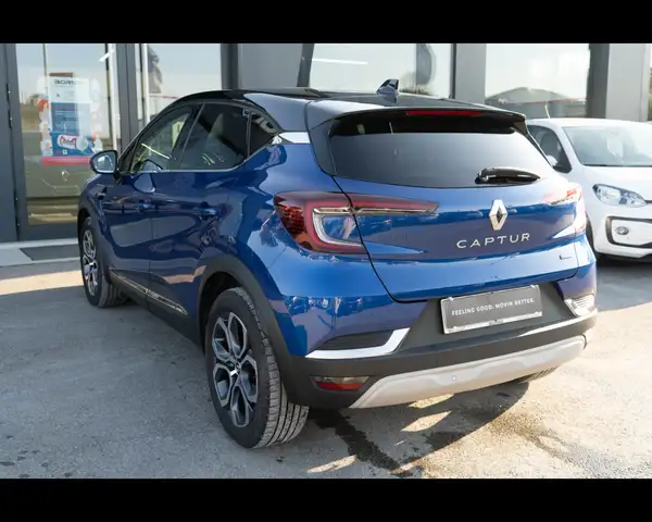 Renault Captur view 3
