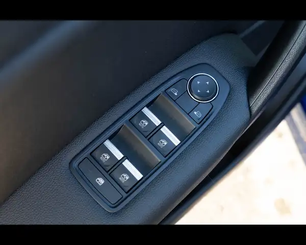 Renault Captur view 18
