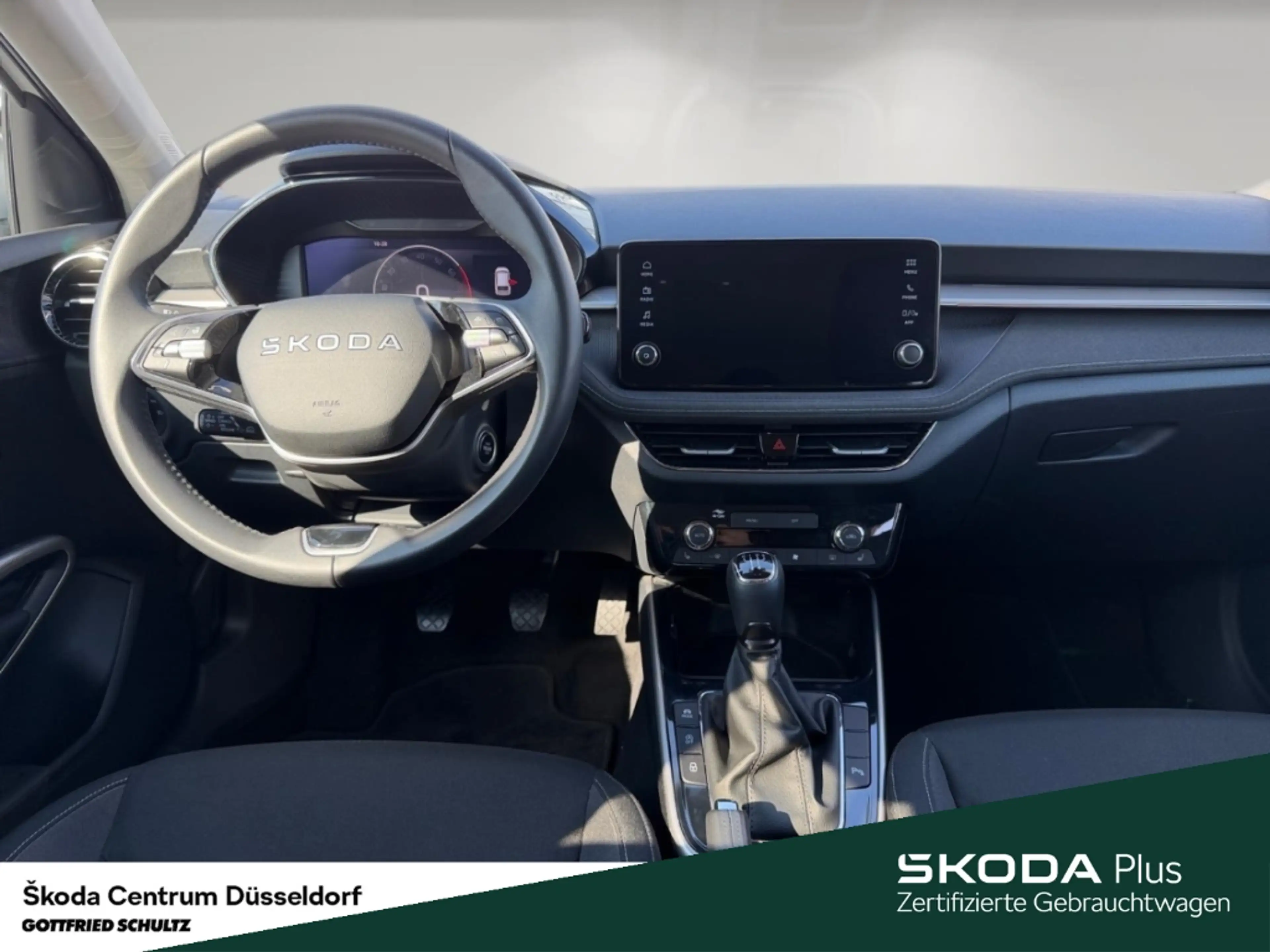 Skoda Fabia Tour 1.0 TSI 95 PS 5 Gang Rückfahrkamera | Sitzhei — photo 6