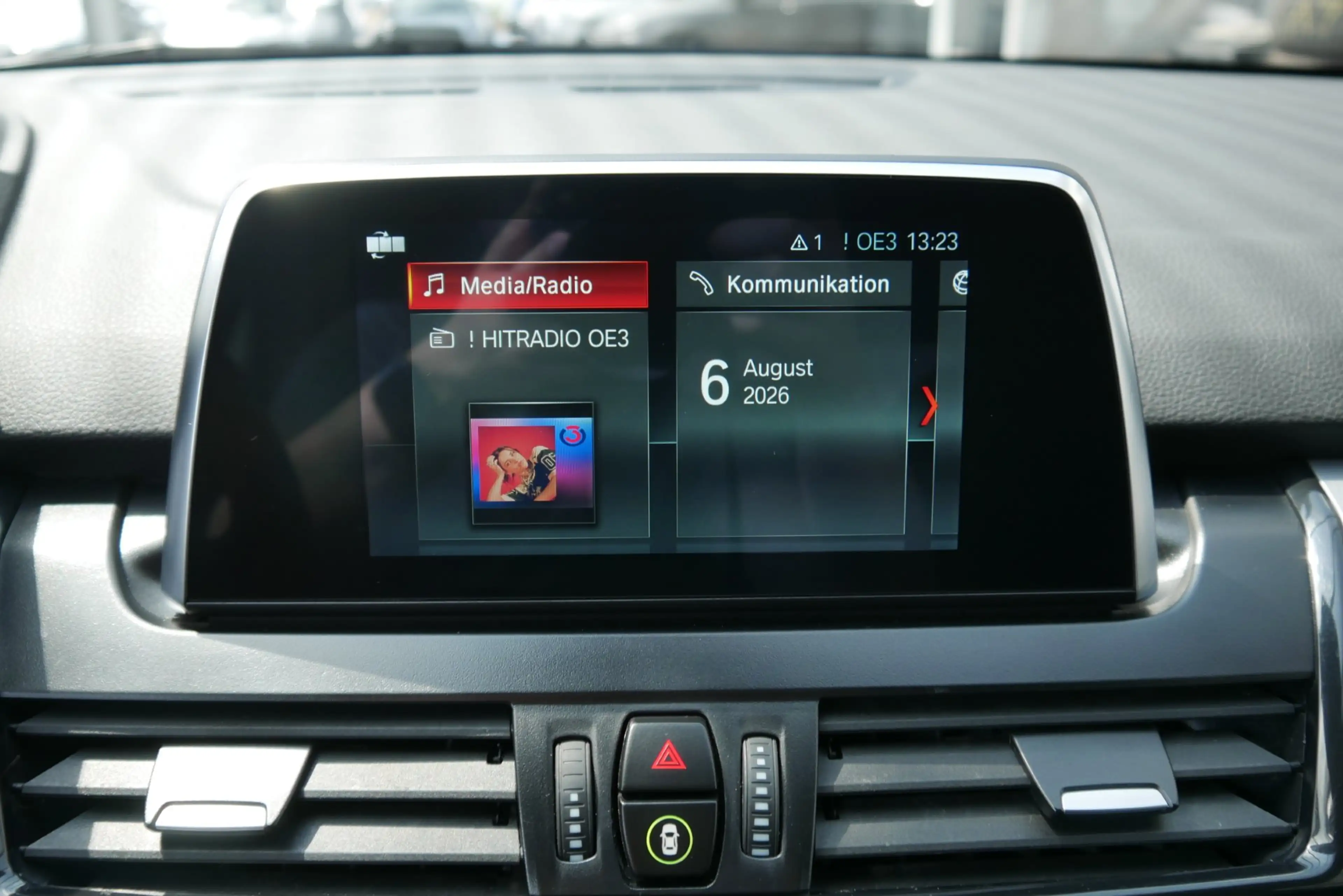 BMW 216 d — photo 13