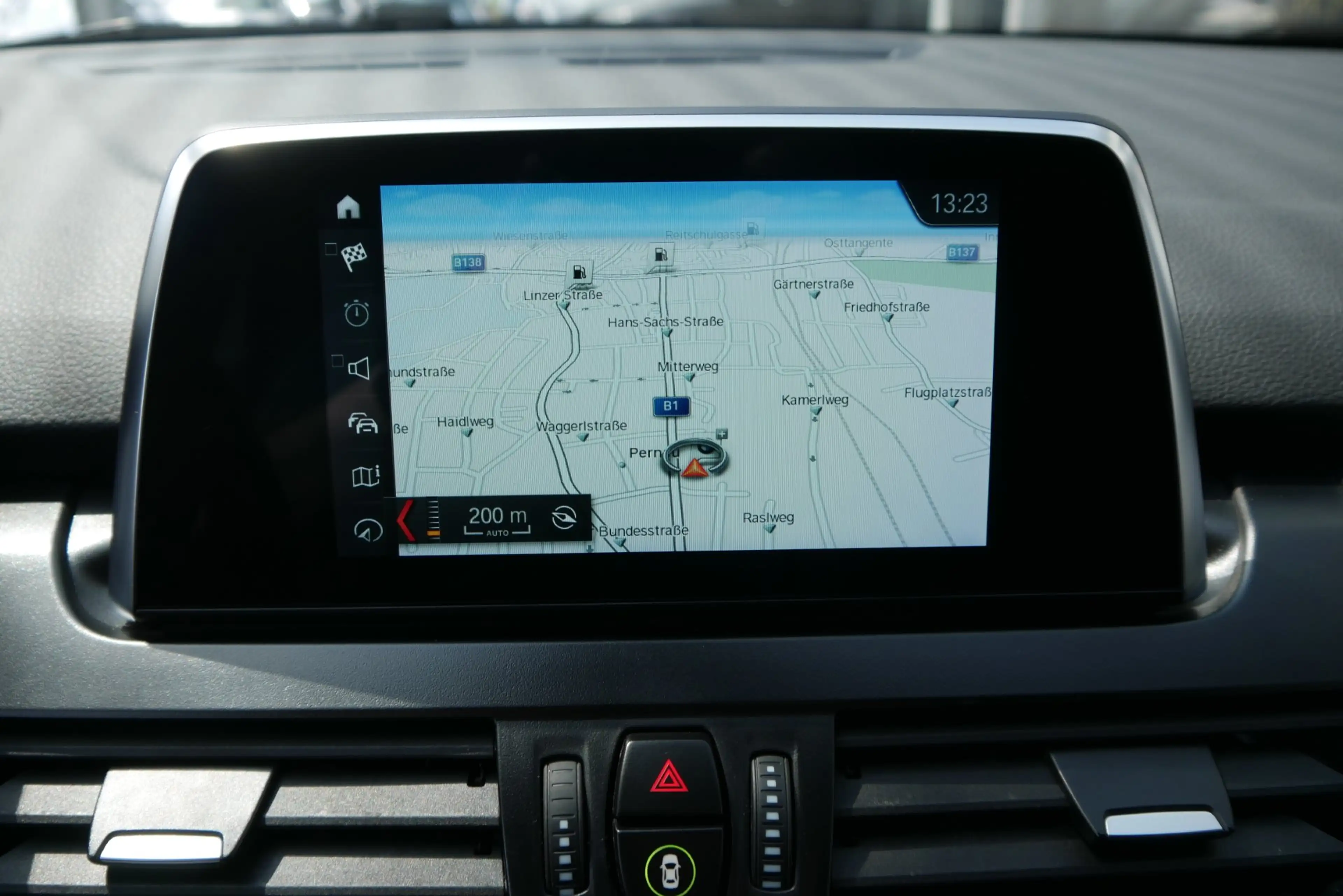 BMW 216 d — photo 14