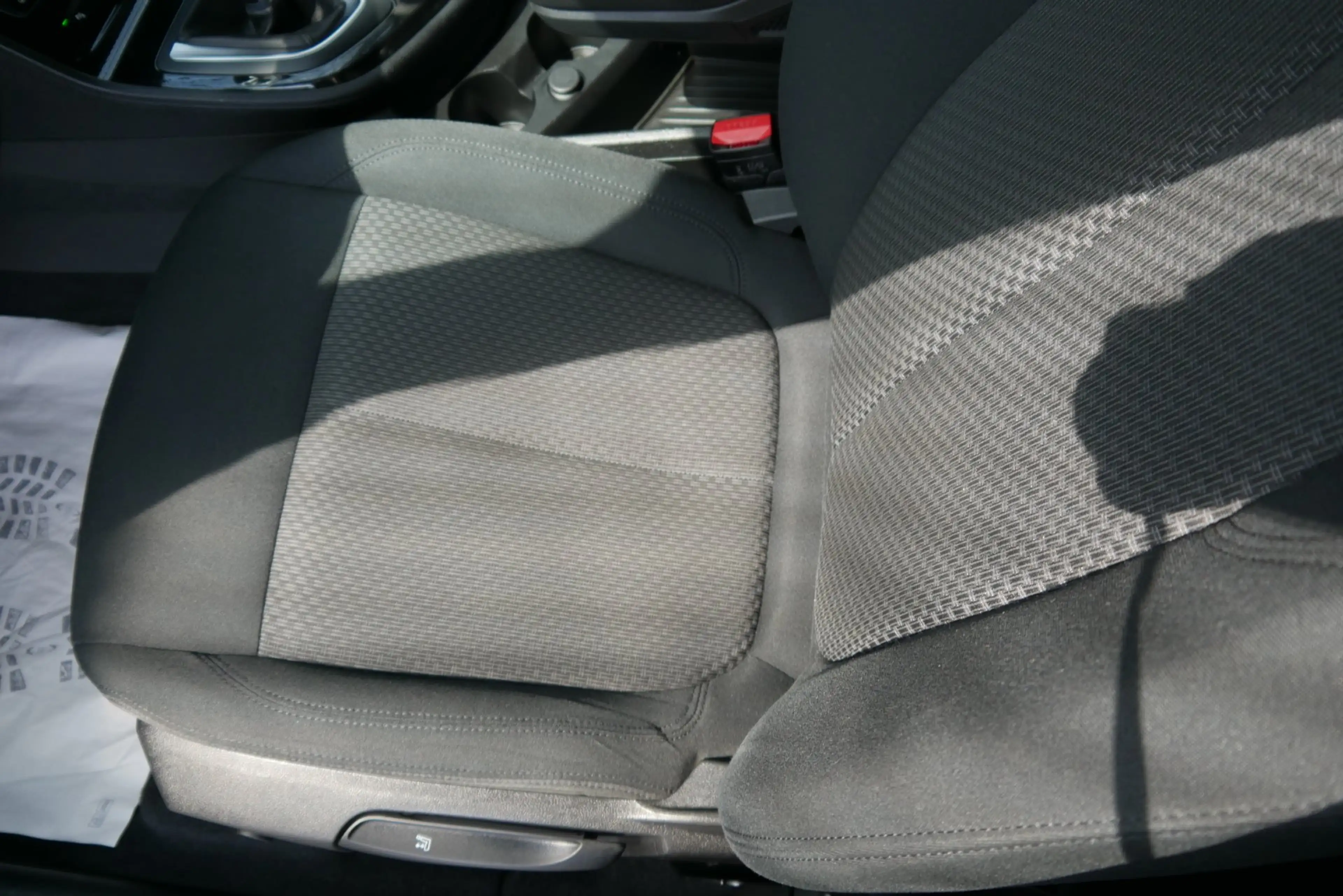 BMW 216 d — photo 10