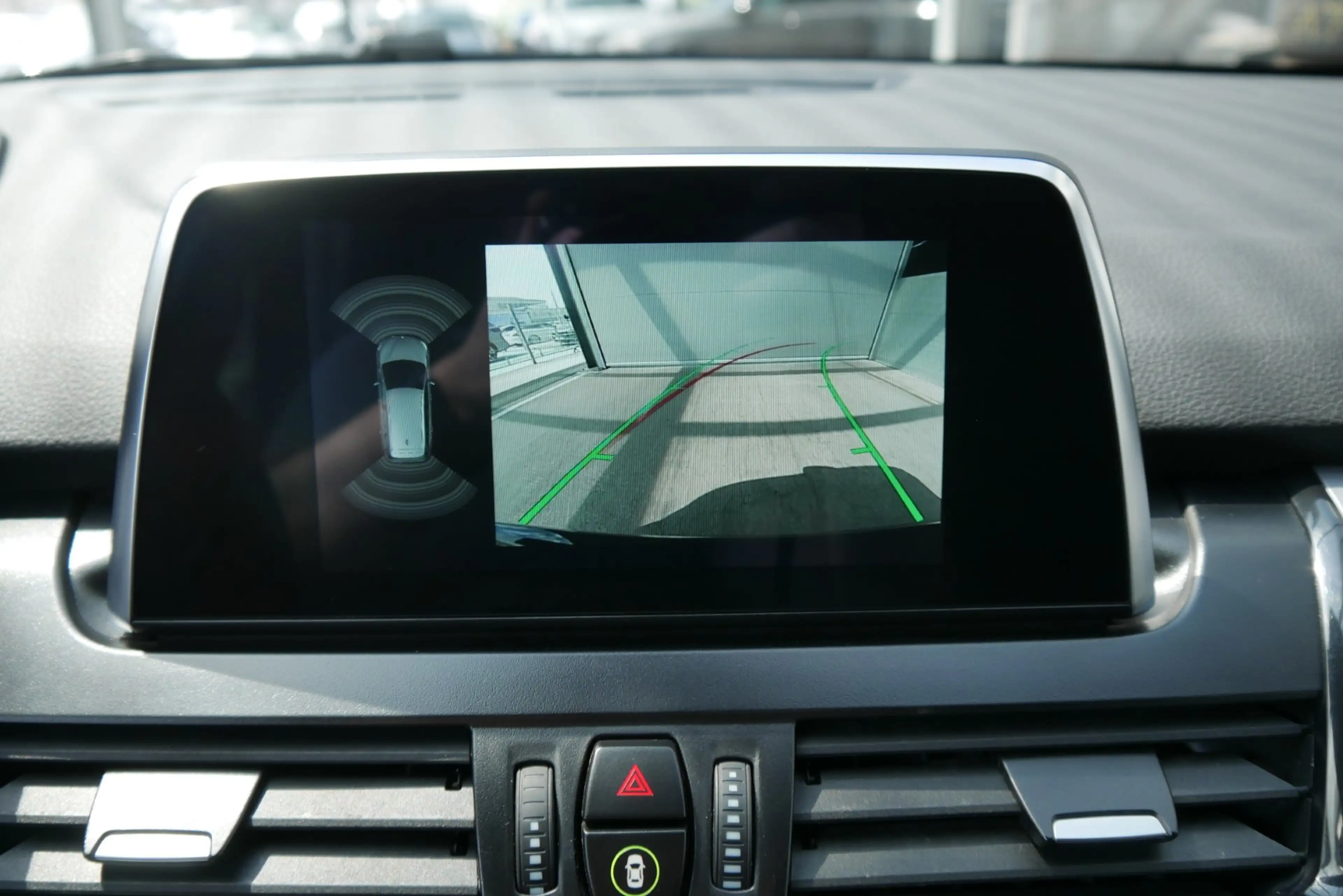 BMW 216 d — photo 15