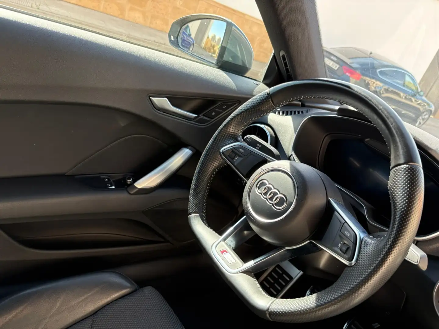 Audi TT Coupé 2.0 TFSI S line edition Gris - 2