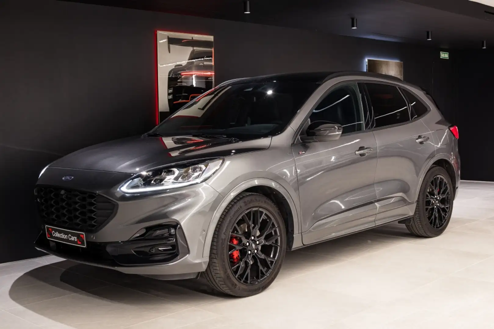 Ford Kuga 1.5 EcoBoost ST-Line X FWD 150 Gris - 1
