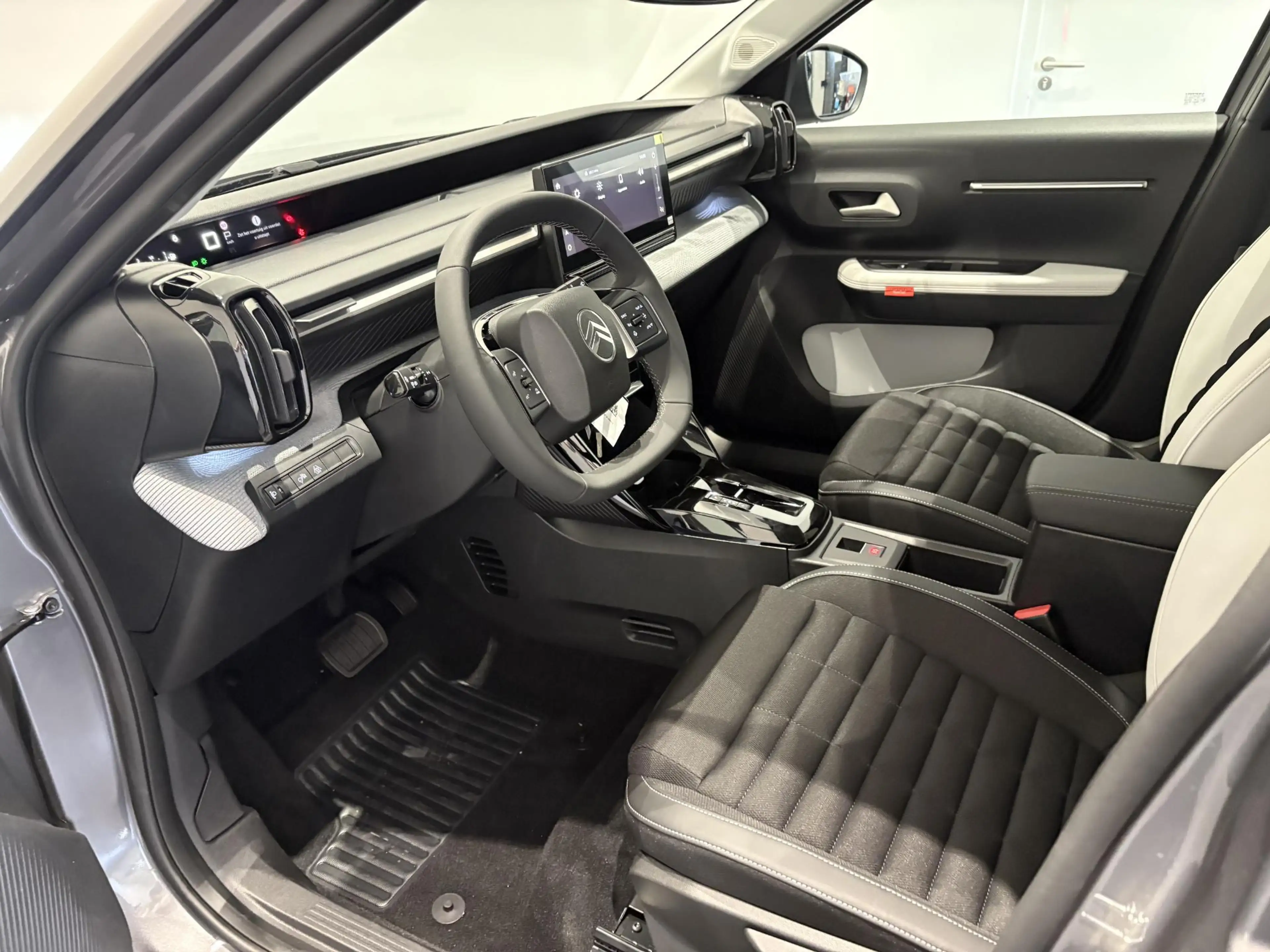 Citroen C3 Aircross Ë-C3 Max 113pk Extended Range 54 kWh l Camera l Na — photo 9