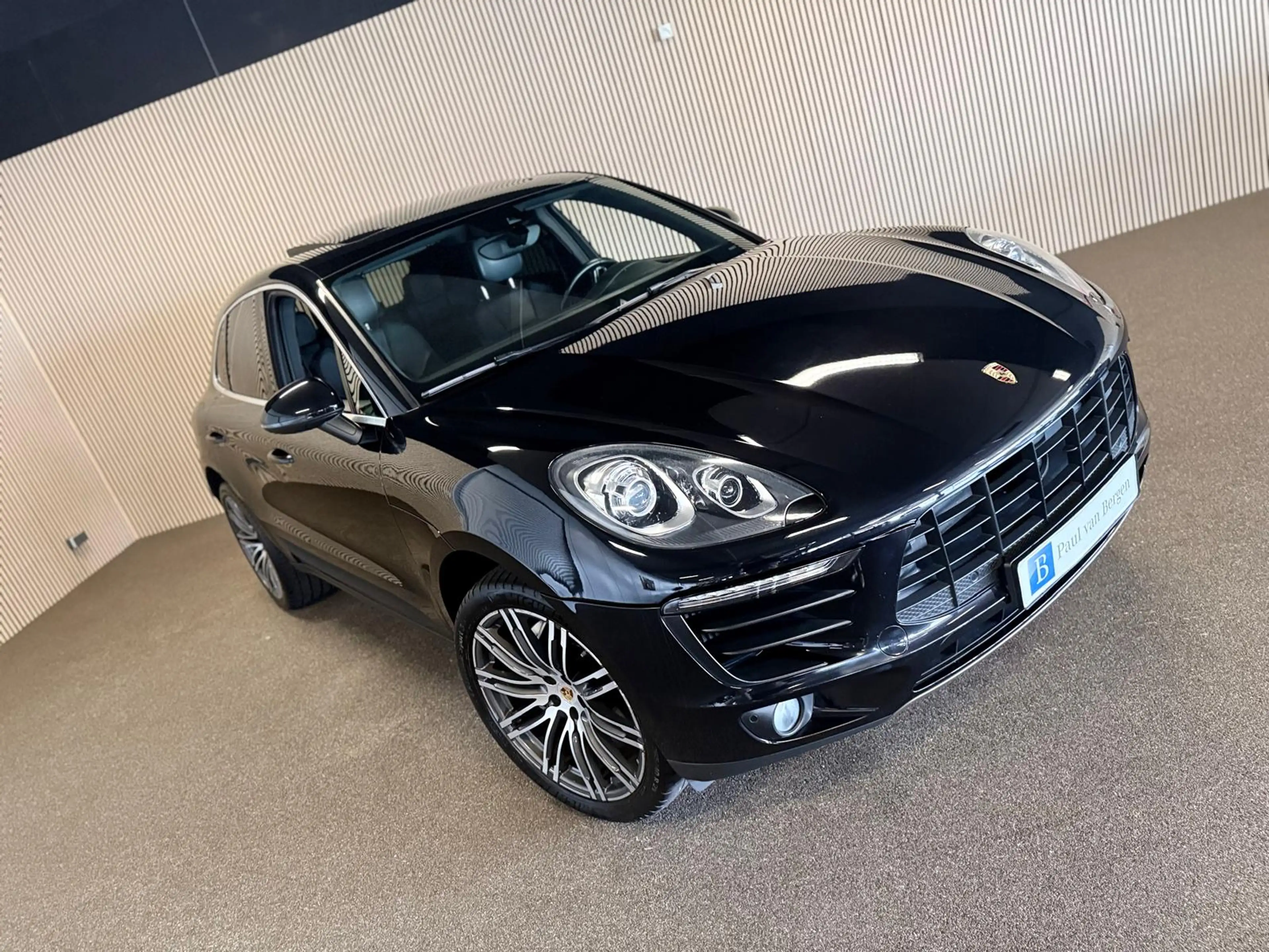 Porsche Macan 3.0S-LUCHTVERING-PANORAMA-STOELEN 14 VOUDIG-BURMES — photo 2