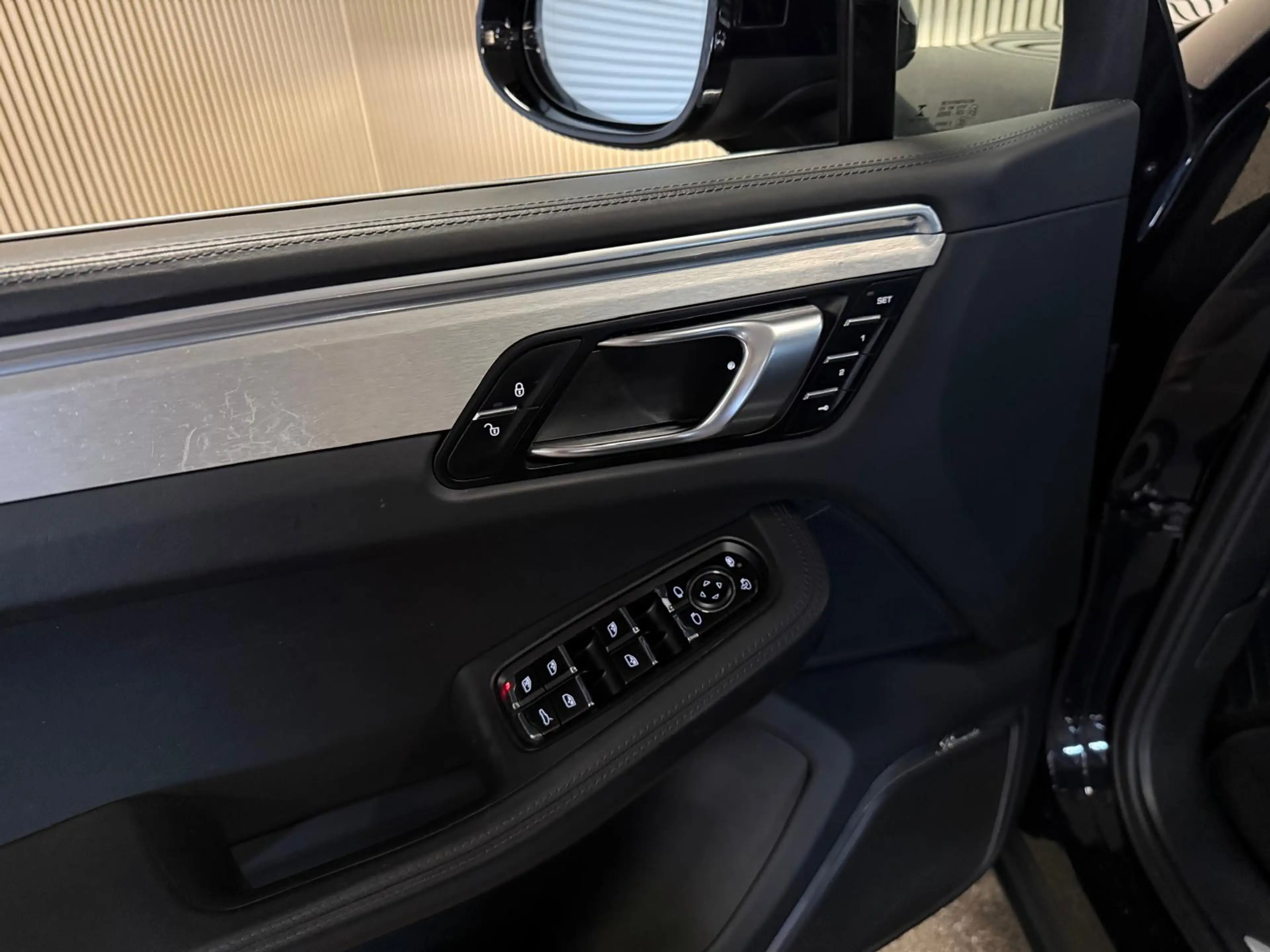 Porsche Macan 3.0S-LUCHTVERING-PANORAMA-STOELEN 14 VOUDIG-BURMES — photo 13