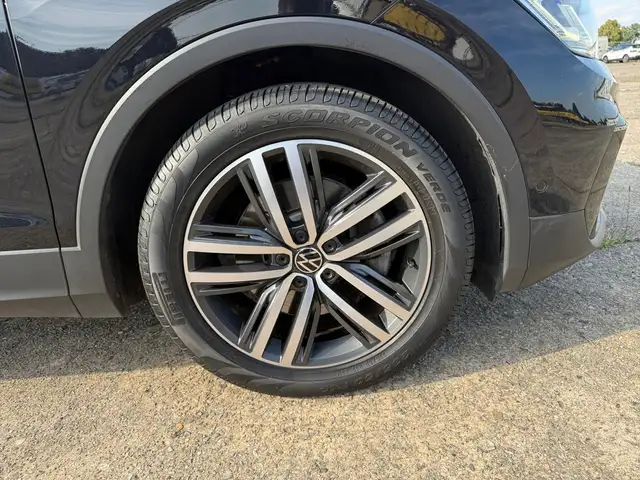 Volkswagen Tiguan view 15