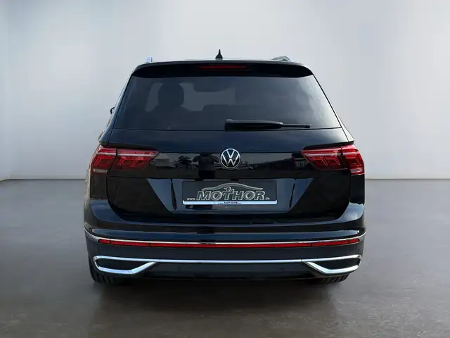Volkswagen Tiguan view 5