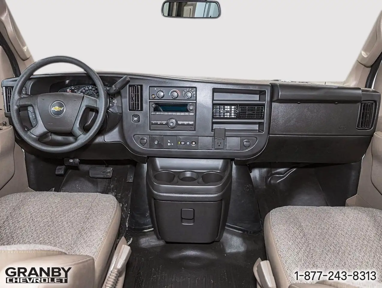 Chevrolet Express 3500 снимка Chevrolet Express 3500