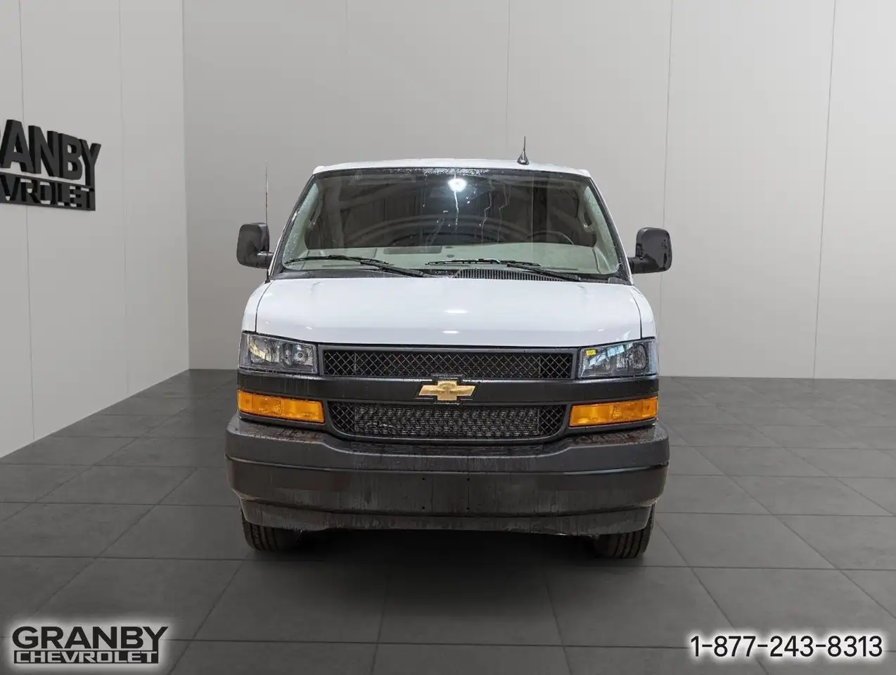 Chevrolet Express 3500 снимка Chevrolet Express 3500