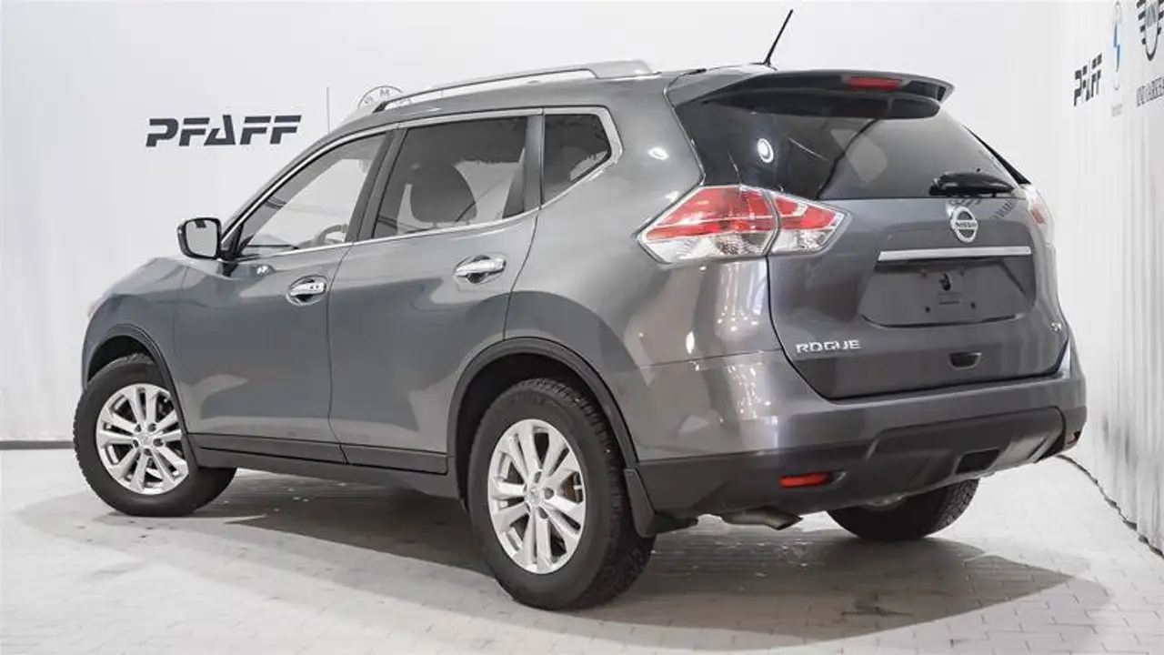Nissan Rogue снимка Nissan Rogue