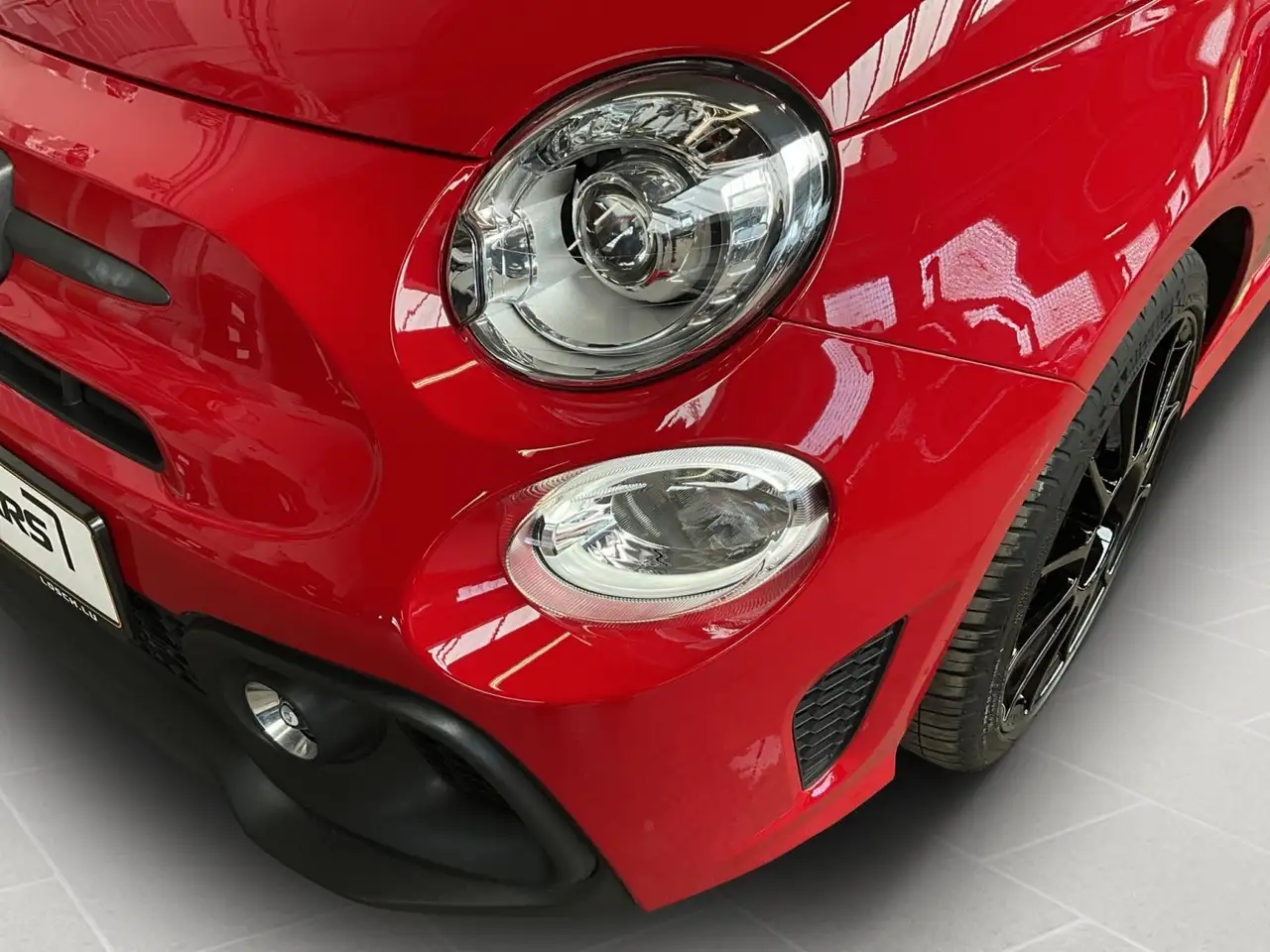 Abarth 695 Competitzione+sabelt+Navi 17