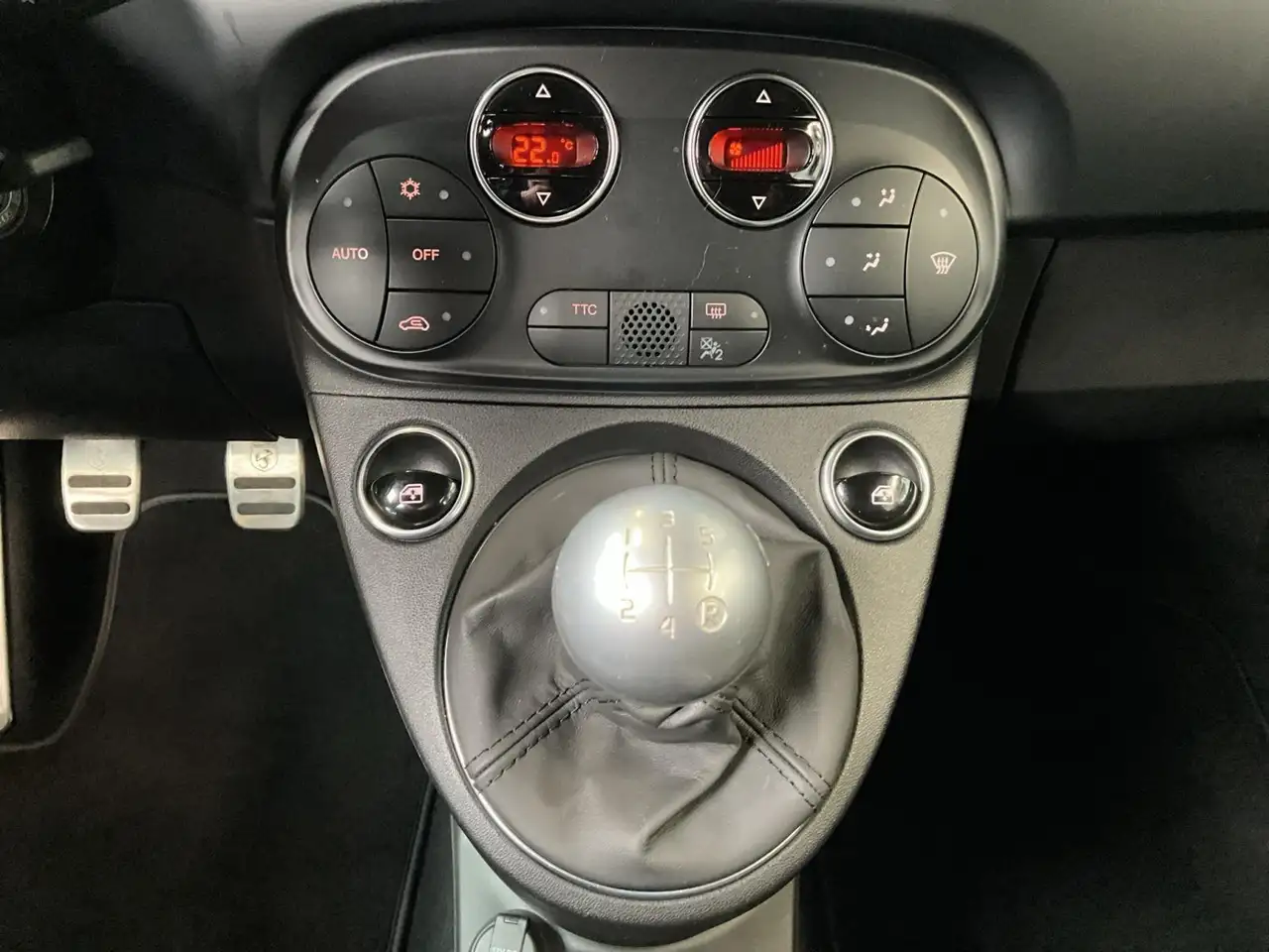 Abarth 695 Competitzione+sabelt+Navi 12