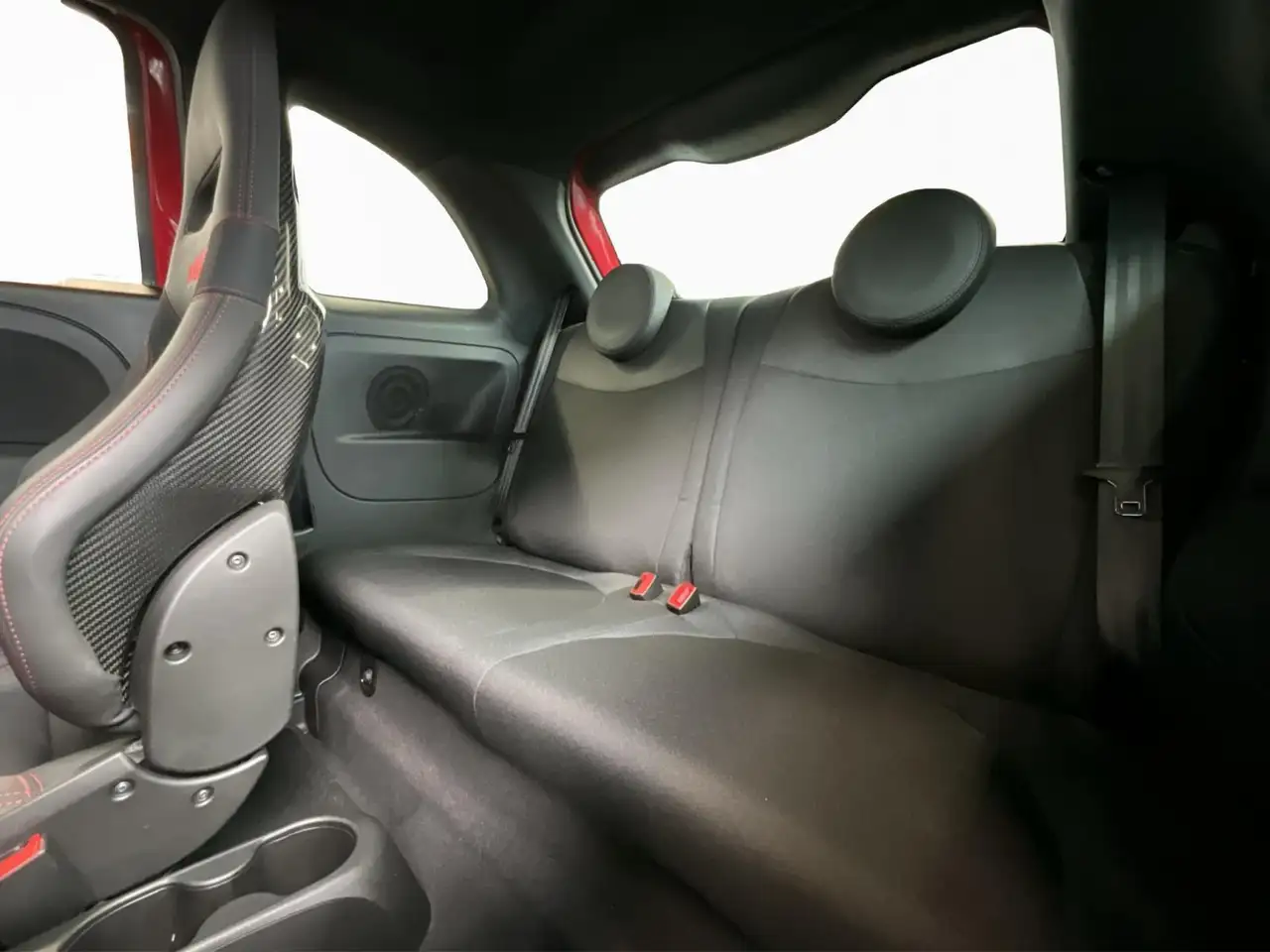 Abarth 695 Competitzione+sabelt+Navi 15