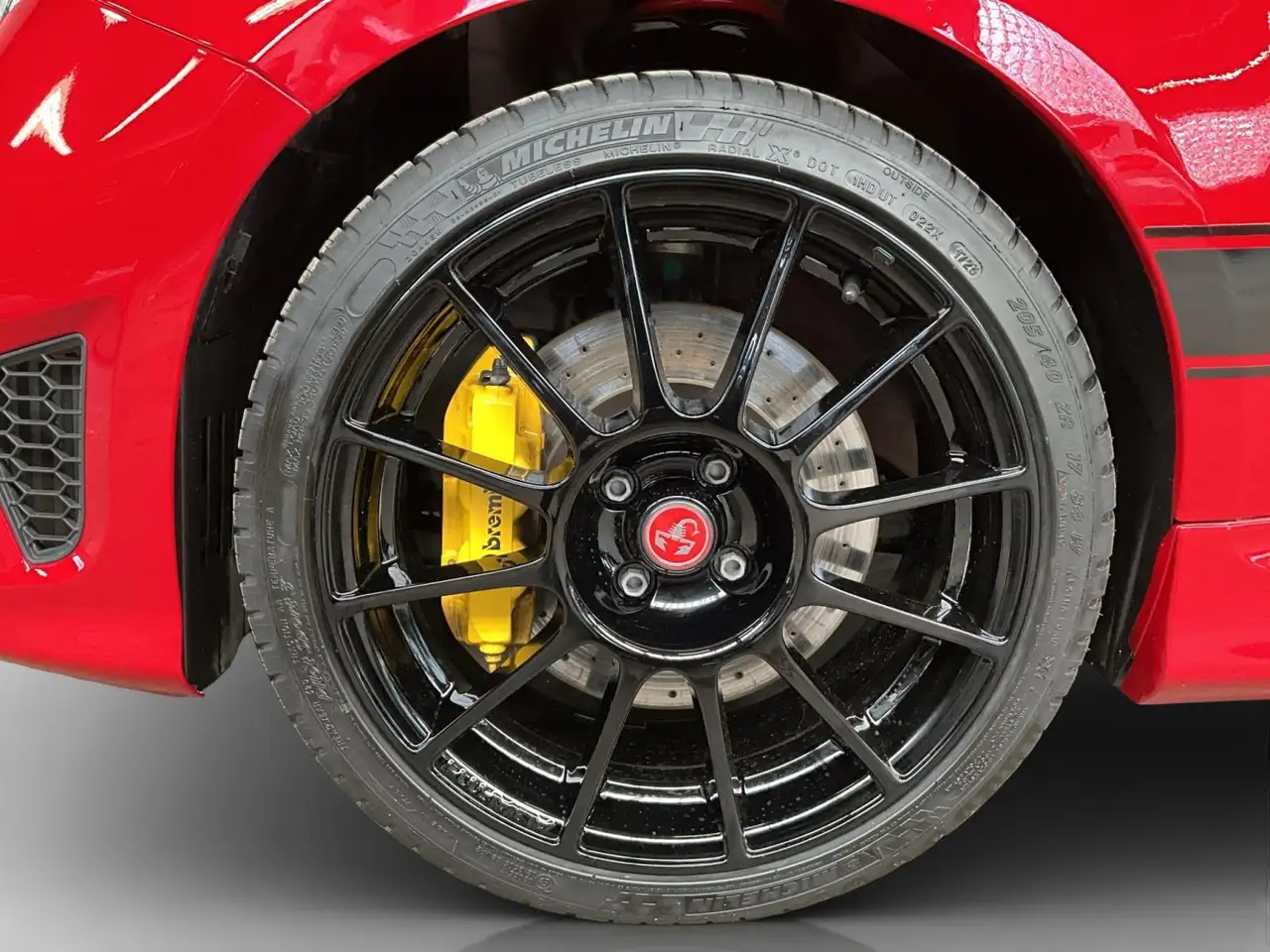 Abarth 695 Competitzione+sabelt+Navi 8