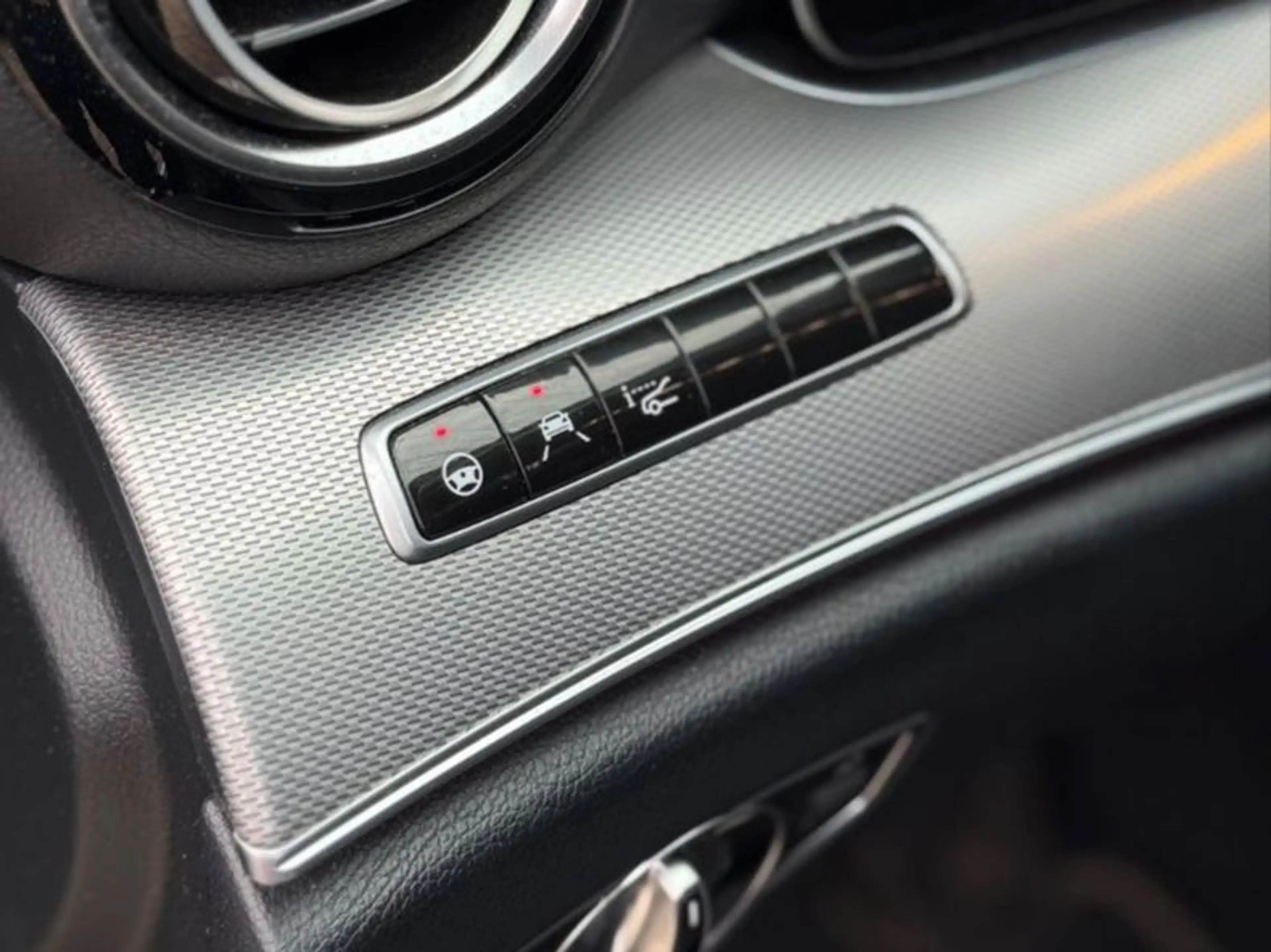 Mercedes-Benz E 350 E350Td AVANTGARDE *DISTRO*360°KAM*AHK*WIDESCREEN — photo 33
