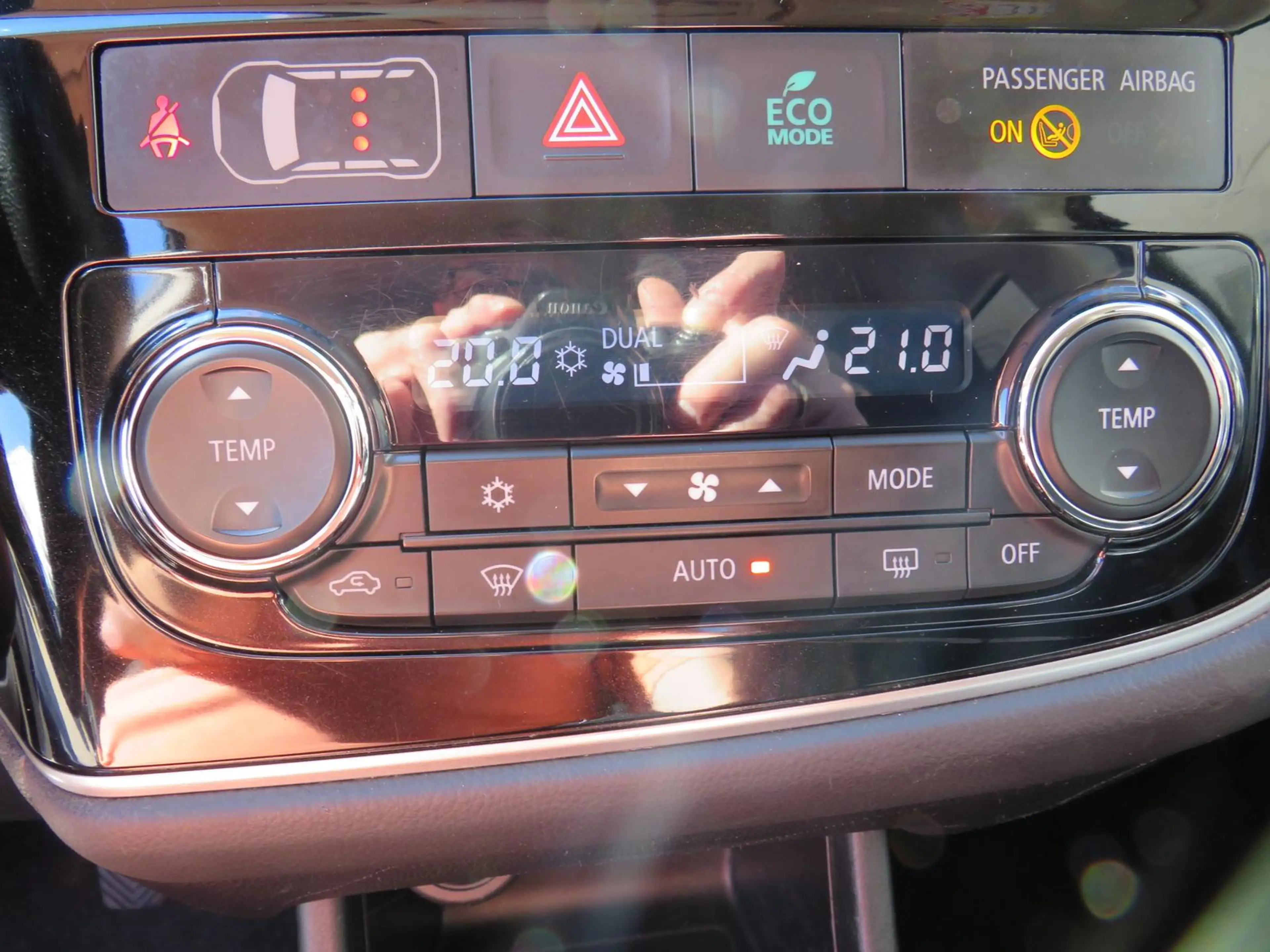 Mitsubishi Outlander Diamant Edition 4WD — photo 11