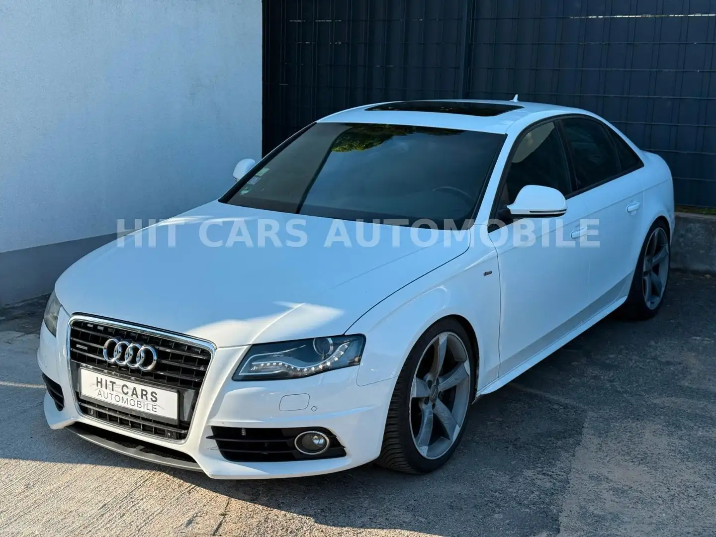Audi A4 Lim. S line Sportpaket / plus quattro White - 1