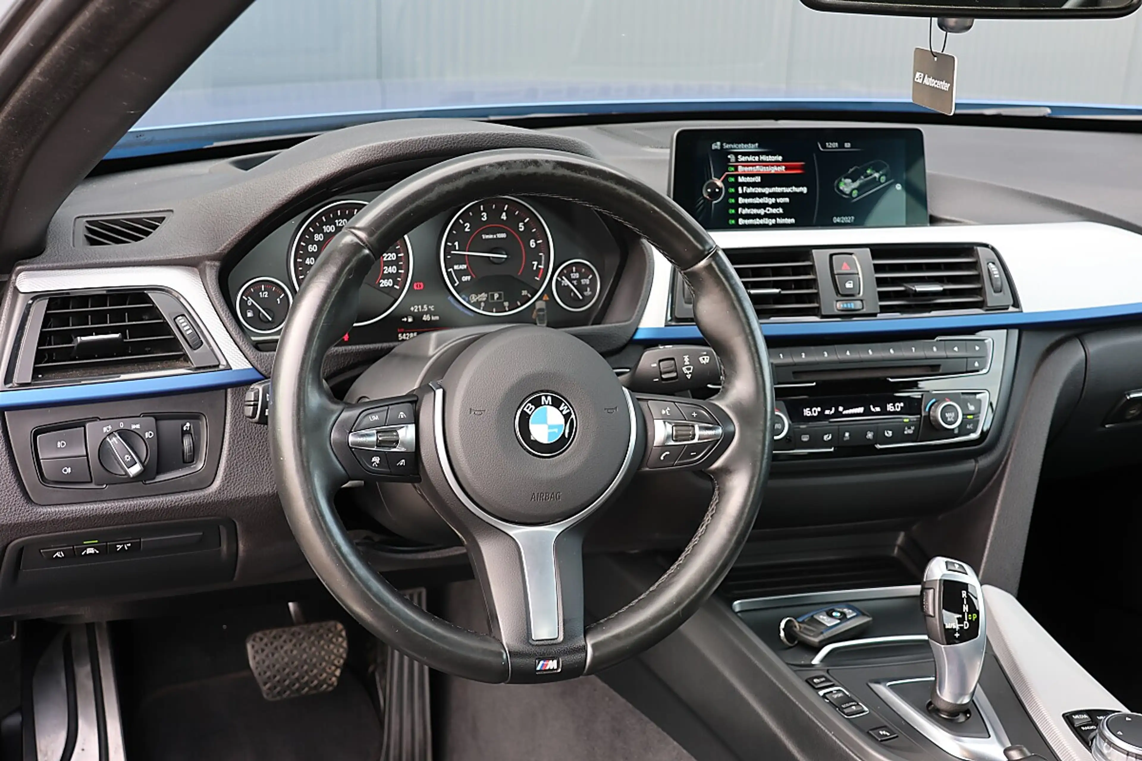 BMW 440 i M Sport — photo 15