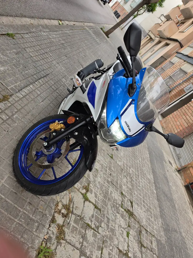 Suzuki GSX-R 125 Azul - 1