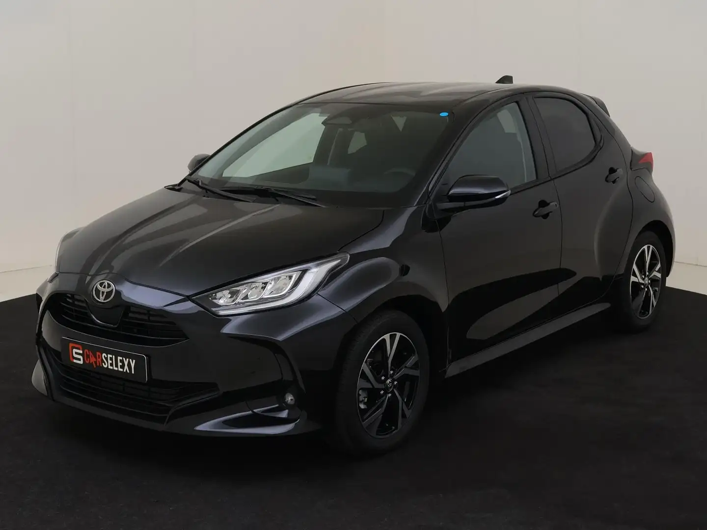 Toyota Yaris 1.5 Hybrid 116pk CVT Dynamic | Adaptive Cruise Con Schwarz - 2