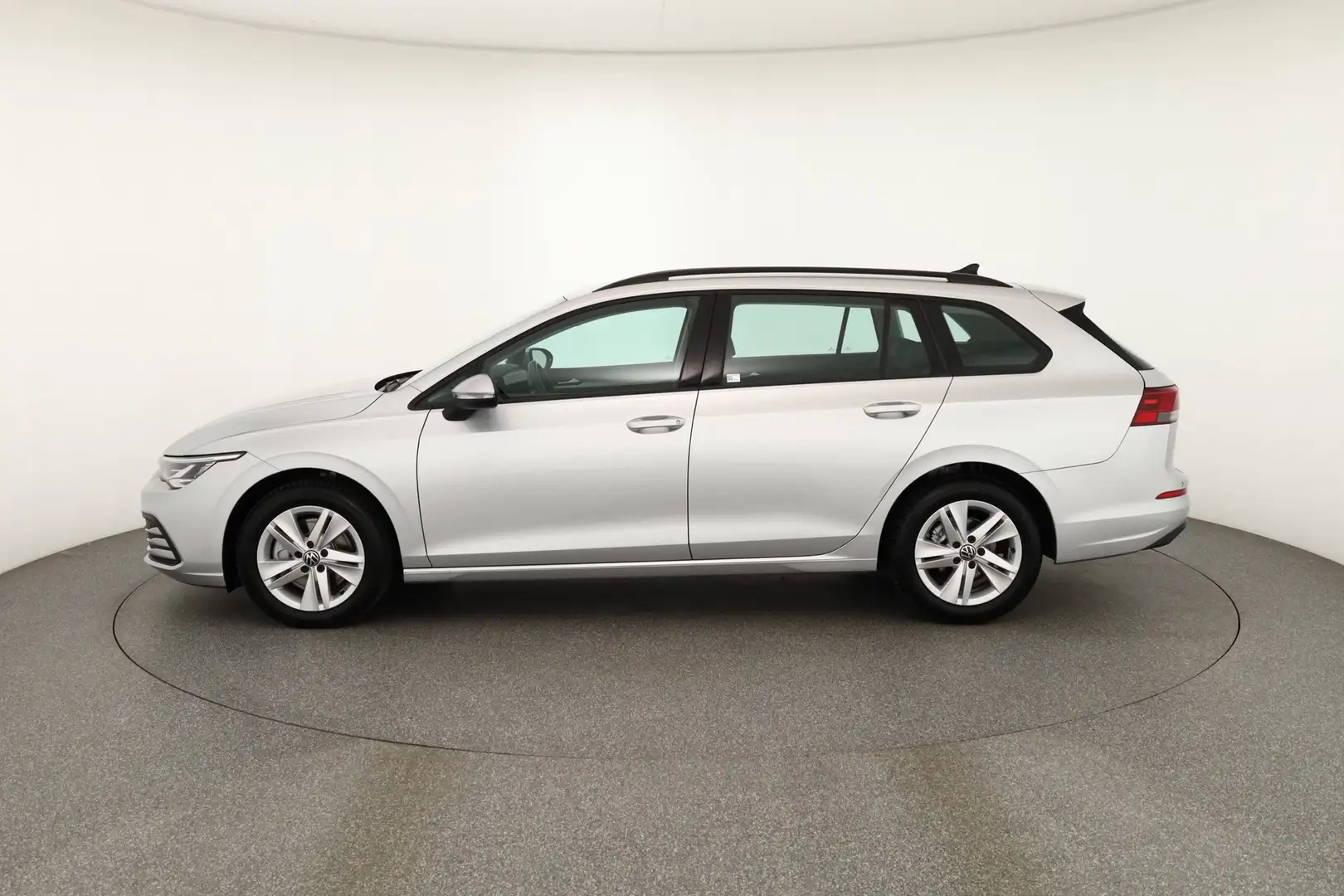 Volkswagen Golf VIII Variant 2.0 TDI LED Standheizung Navi Silber - 2