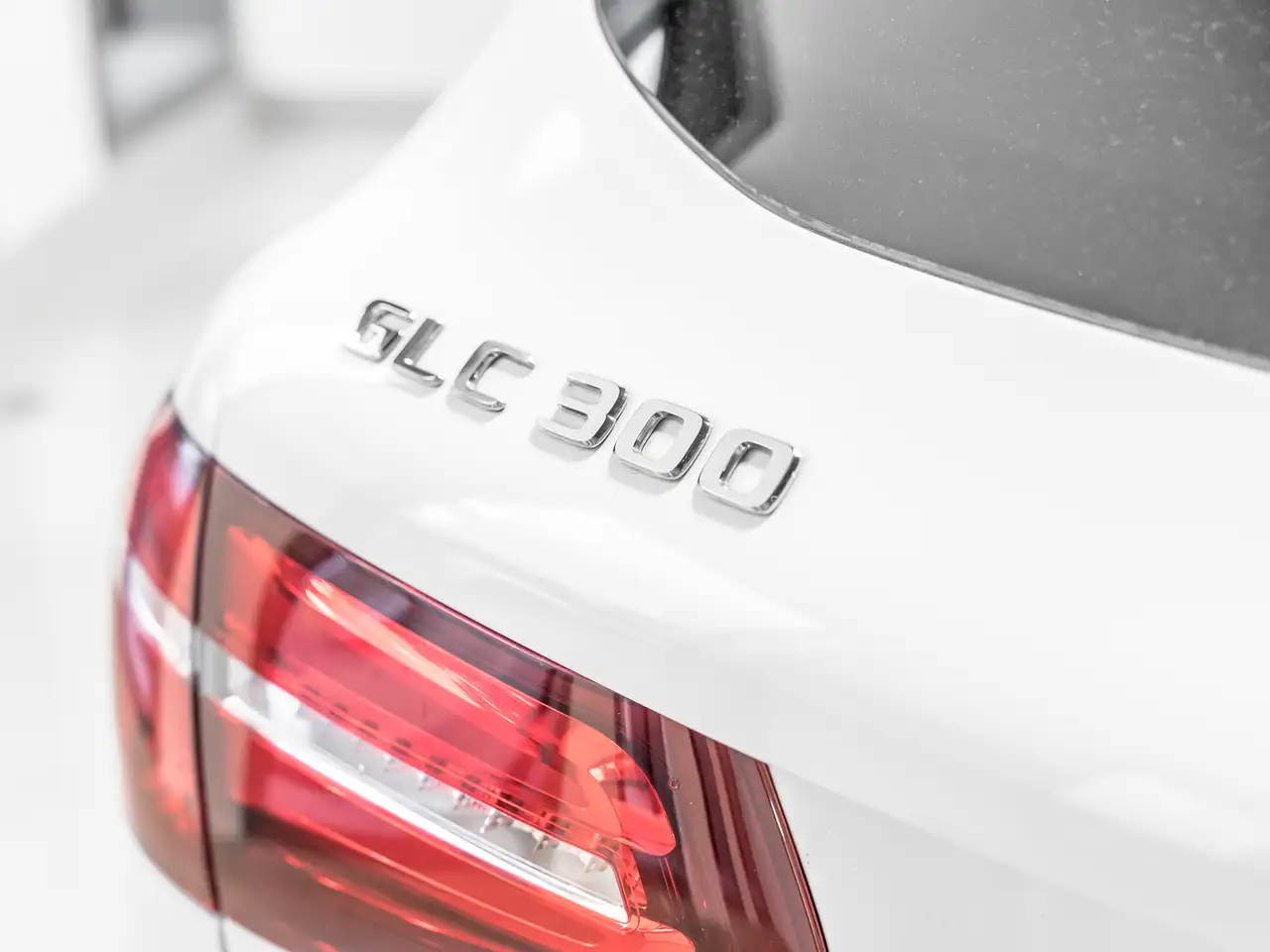 Mercedes-Benz GLC снимка Mercedes-Benz GLC