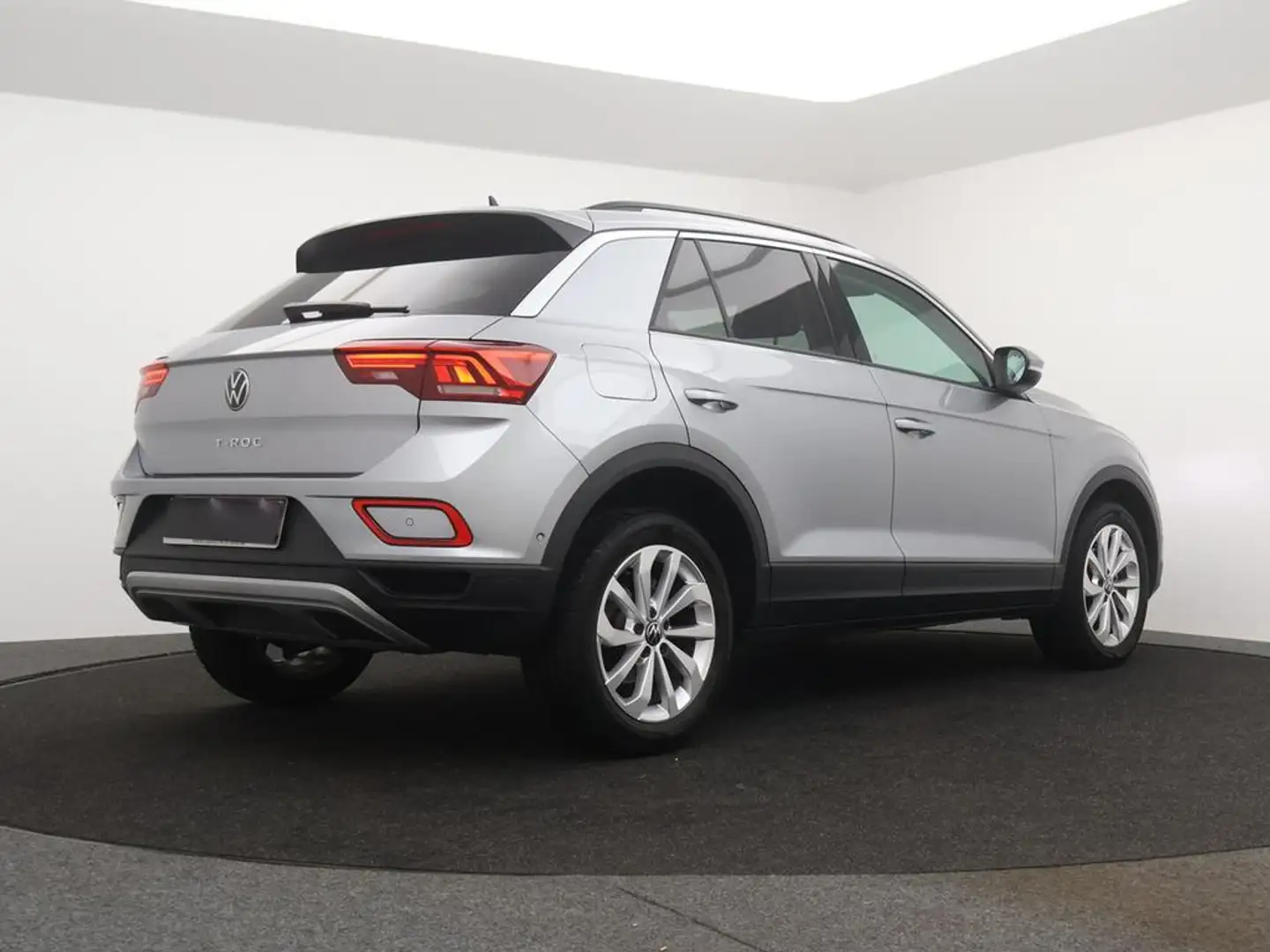 Volkswagen T-Roc 1.0 TSI Life / DEMO Gris - 2