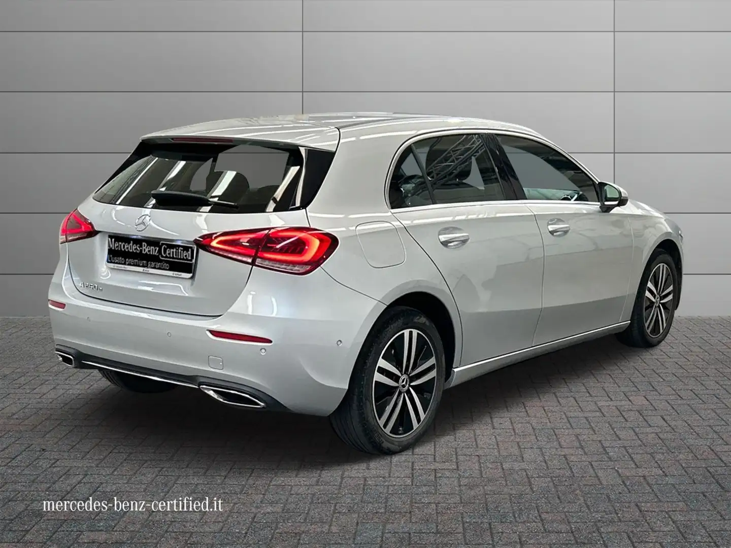 Mercedes-Benz A 250 e eq-power Sport auto Argento - 2