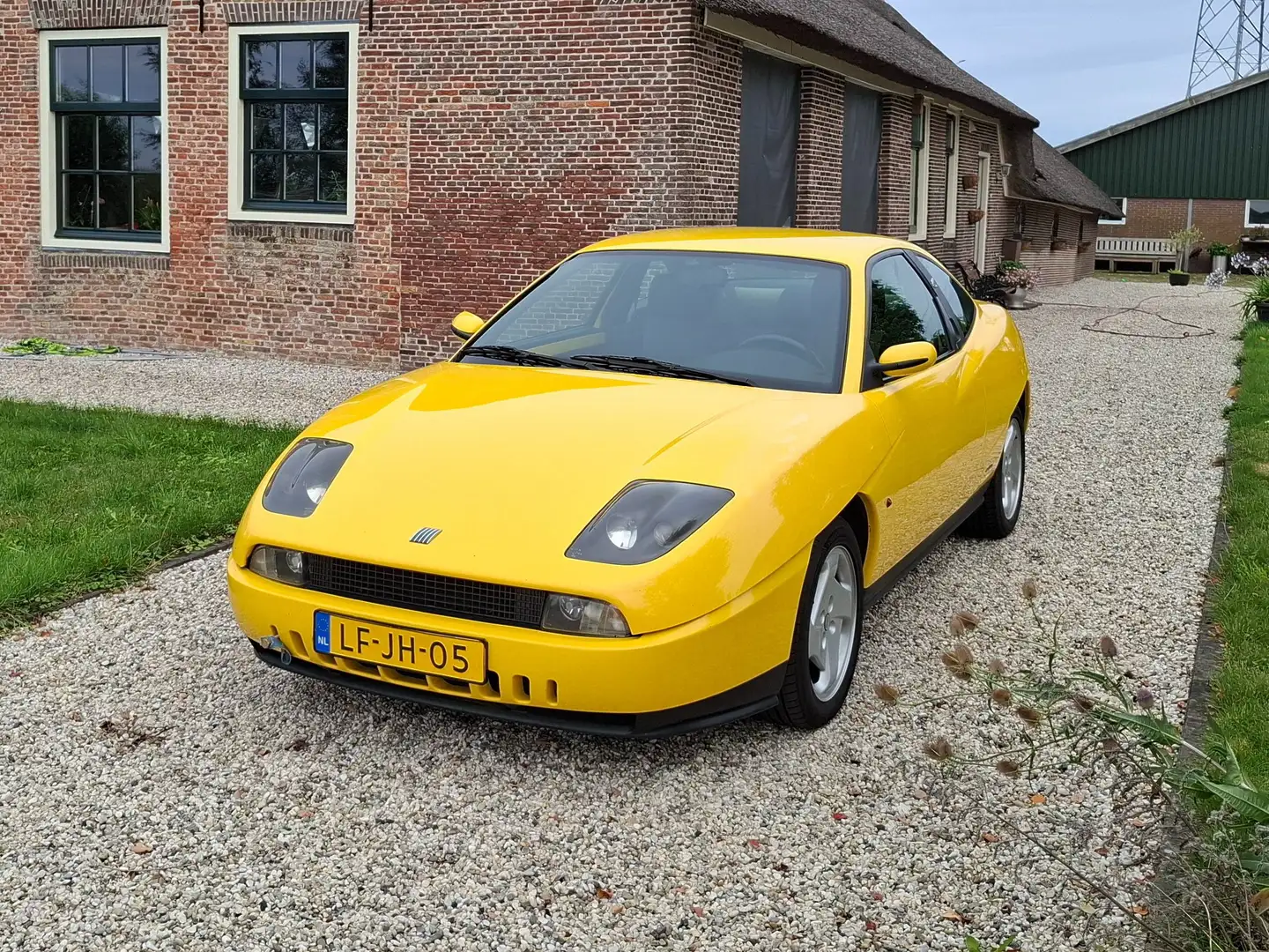 Fiat Coupe Coupe 2.0-16V Turbo Amarillo - 1