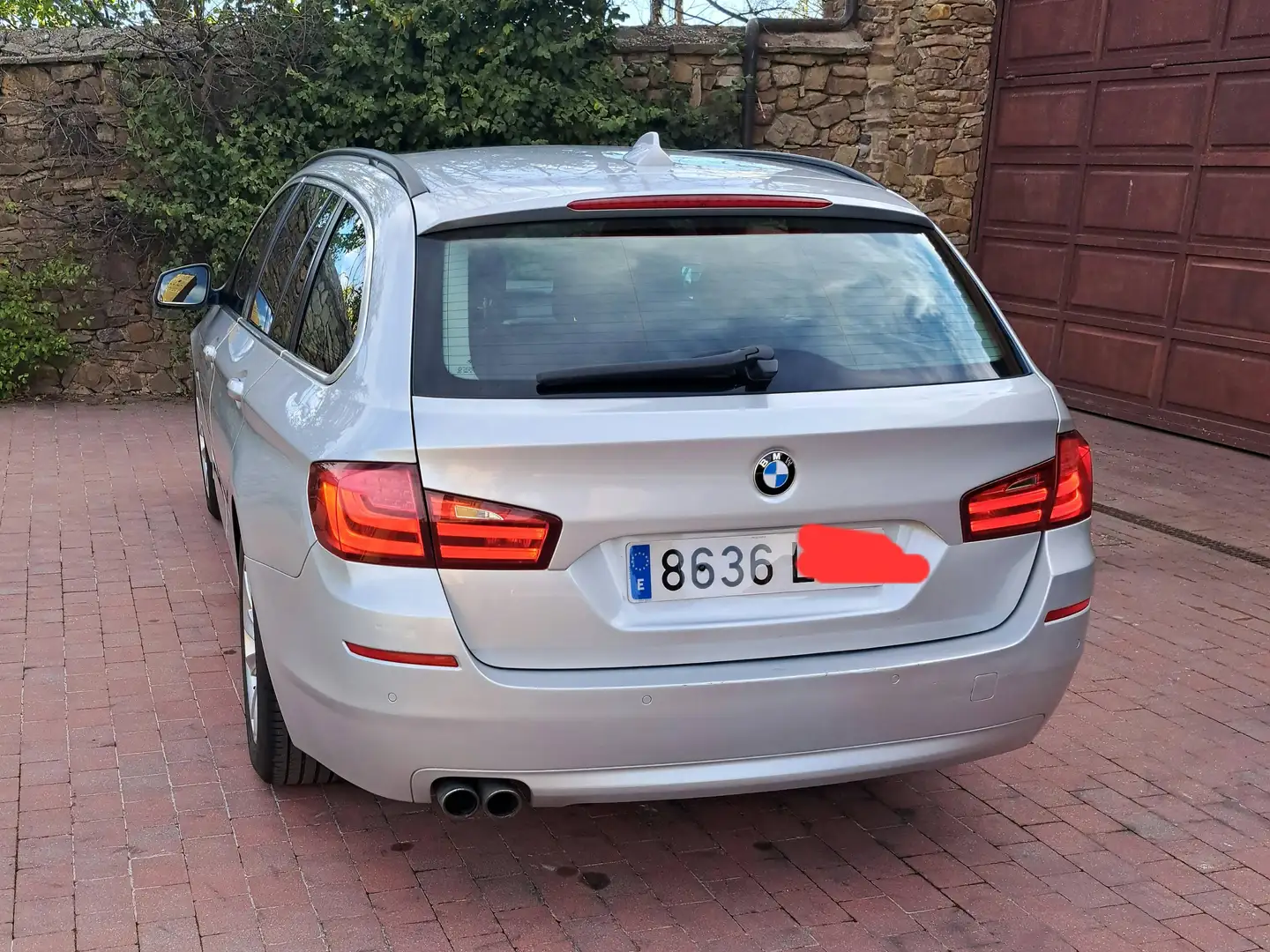 BMW 525 525dA Touring Plateado - 2