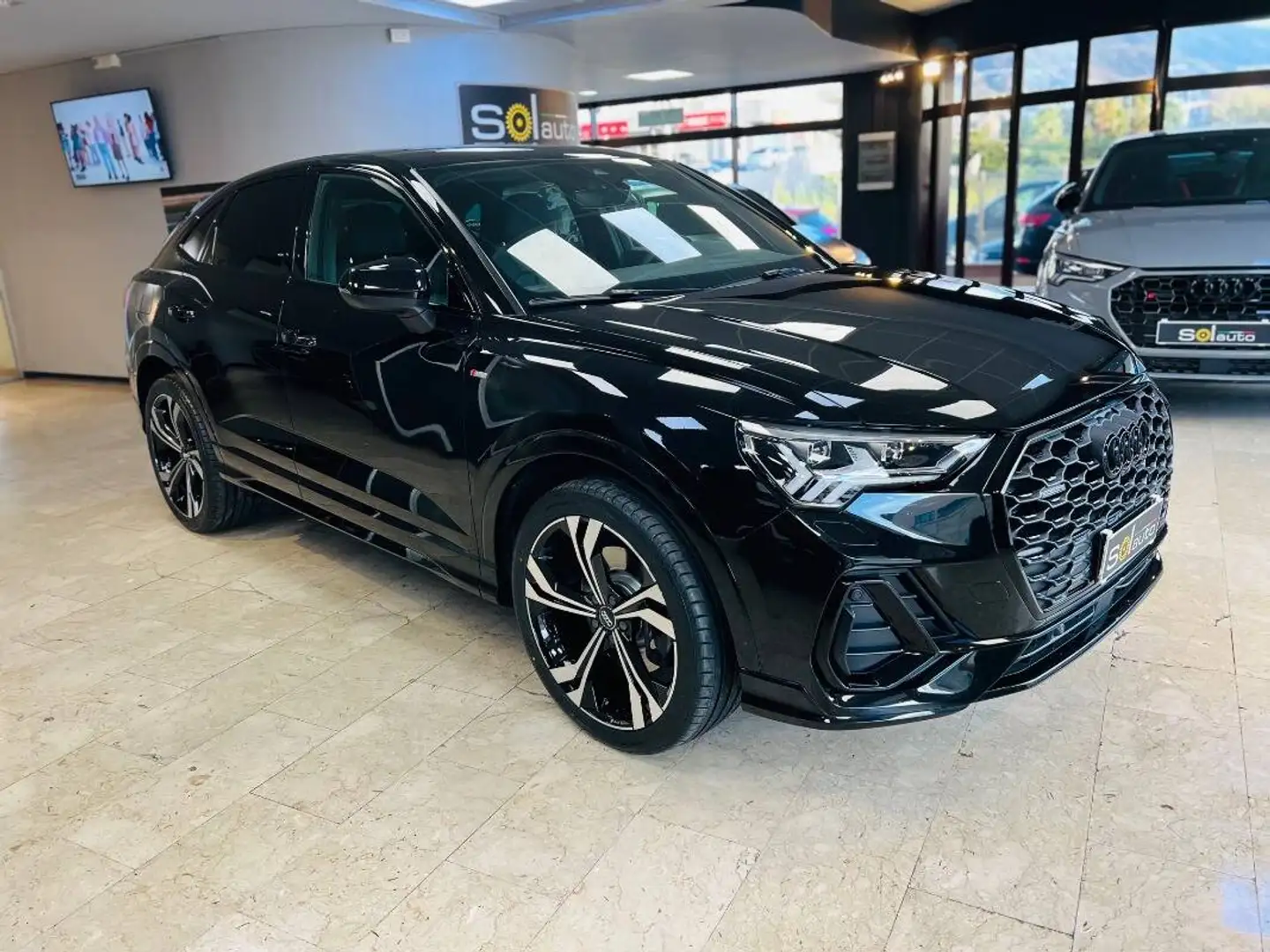 Audi Q3 40 2.0 tdi S line edition quattro 200cv s-tronic Noir - 1