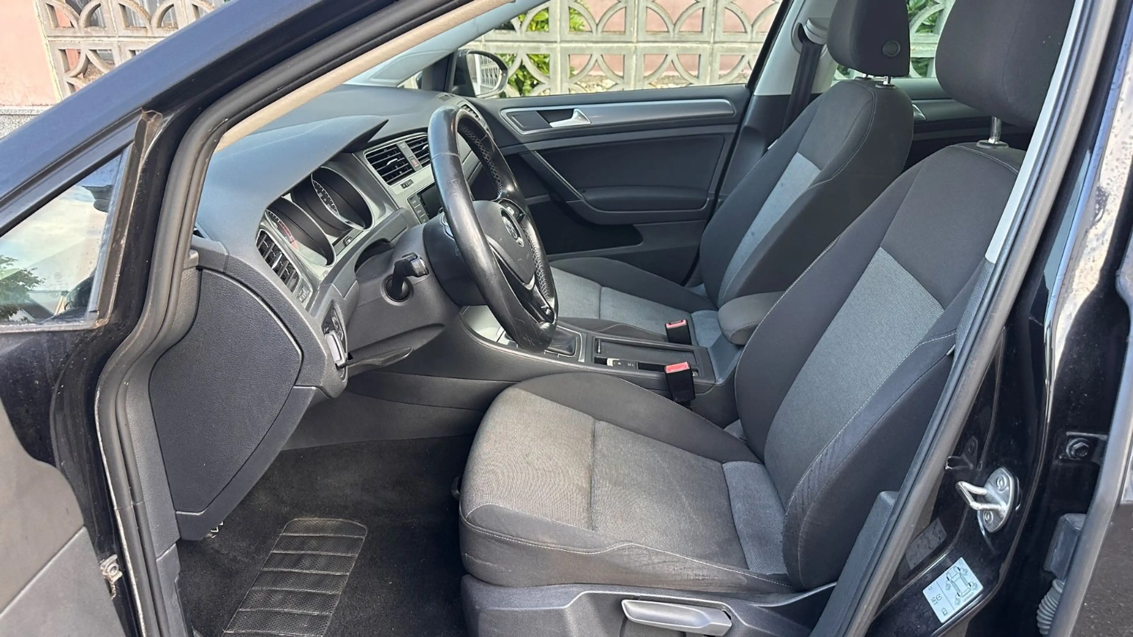 Volkswagen Golf VII Lim., 2. Hand, lückenlos scheckheftgepf — photo 10