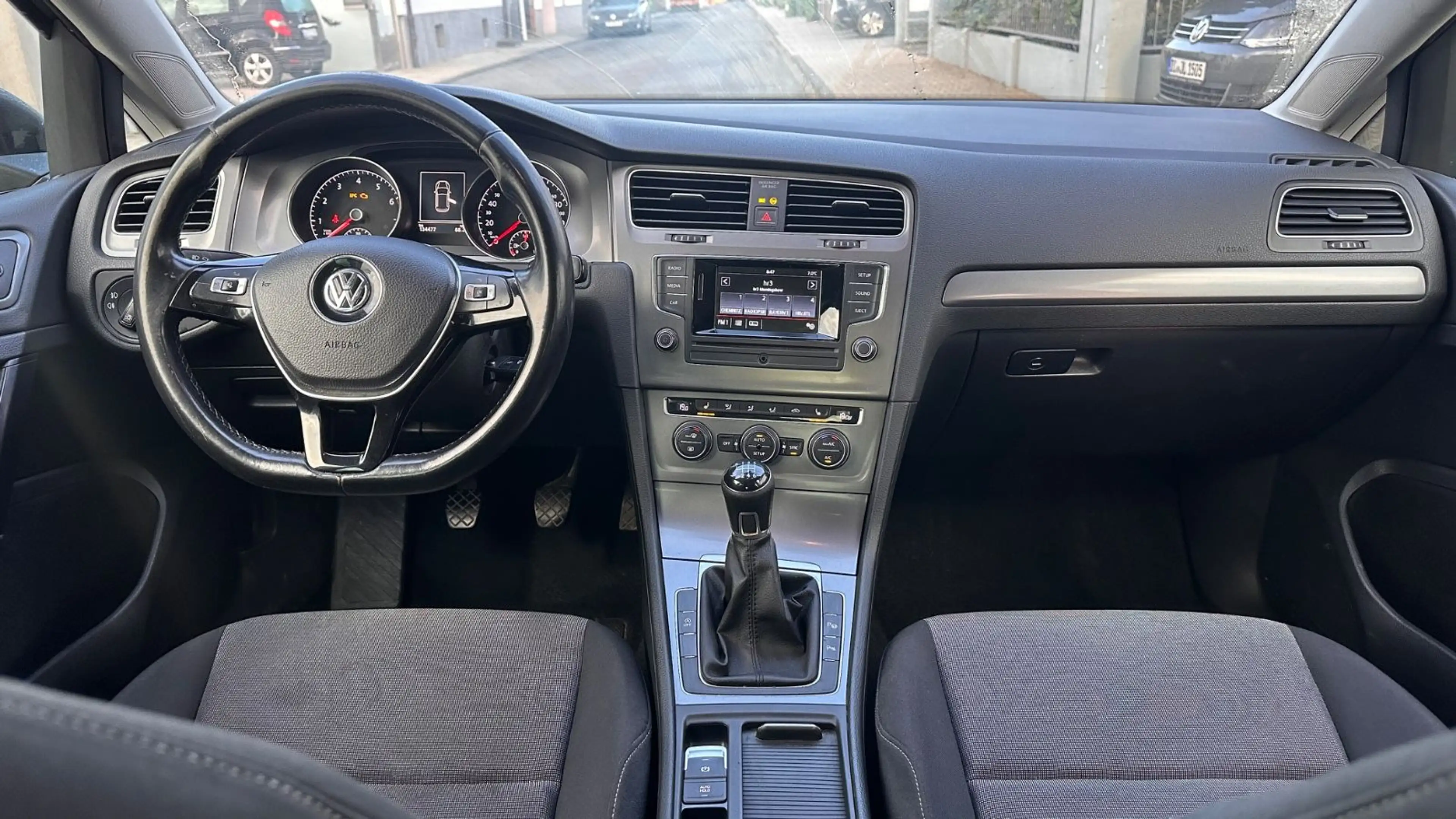 Volkswagen Golf VII Lim., 2. Hand, lückenlos scheckheftgepf — photo 18