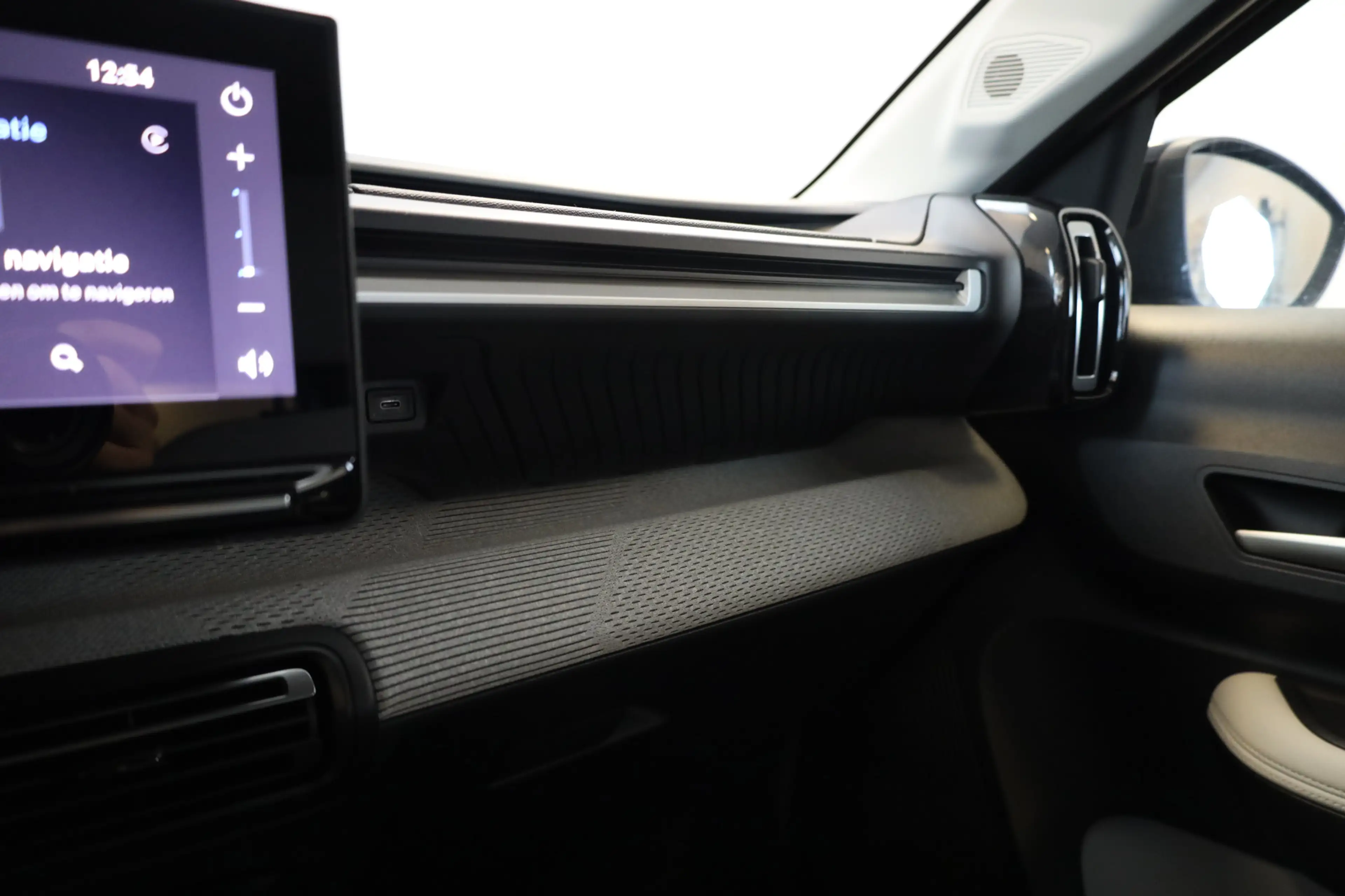 Citroen E-C3 Max 113pk 44 kWh | Carplay | Android auto | Lichtm — photo 27