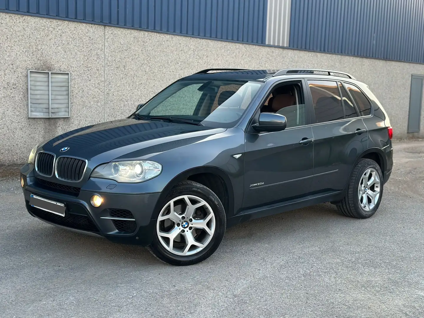 BMW X5 xDrive30d FaceLift Model met panoramisch dak Gris - 1