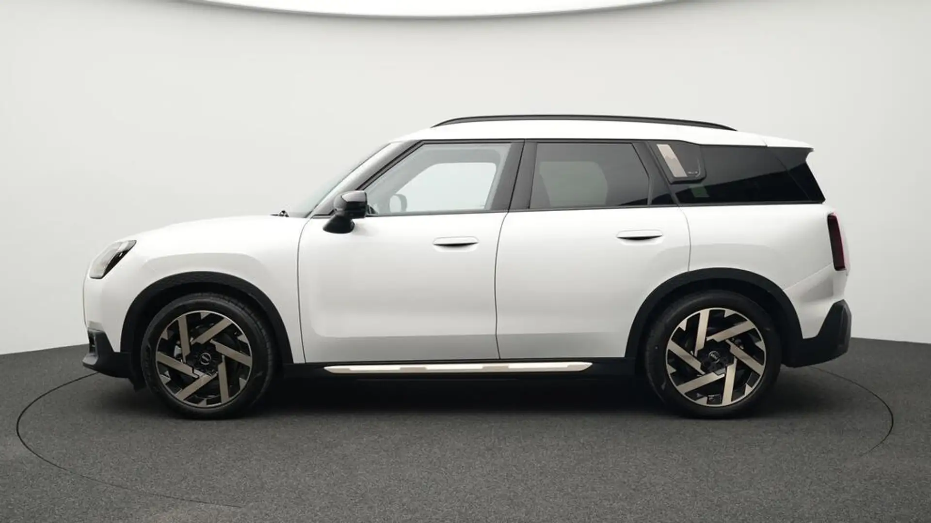 MINI Countryman SE All4 Favoured Trim Blanc - 2