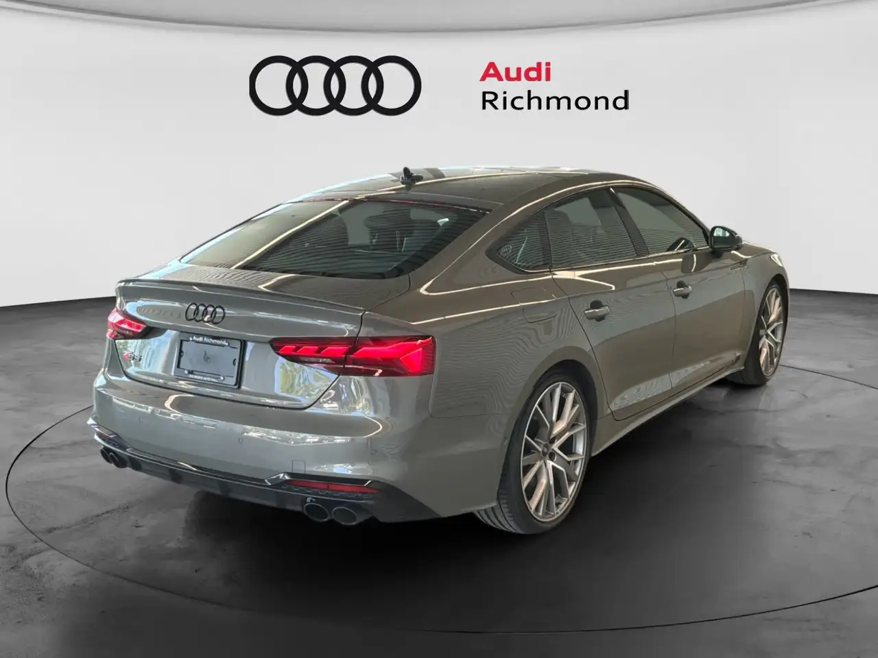 Audi S5 снимка Audi S5