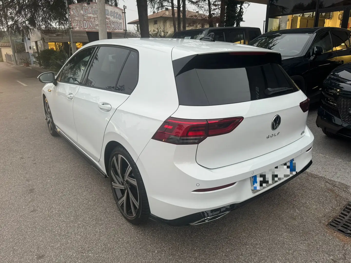 Volkswagen Golf VIII 2020 1.5 etsi R-Line 150cv DSG *PROMO* Blanc - 2
