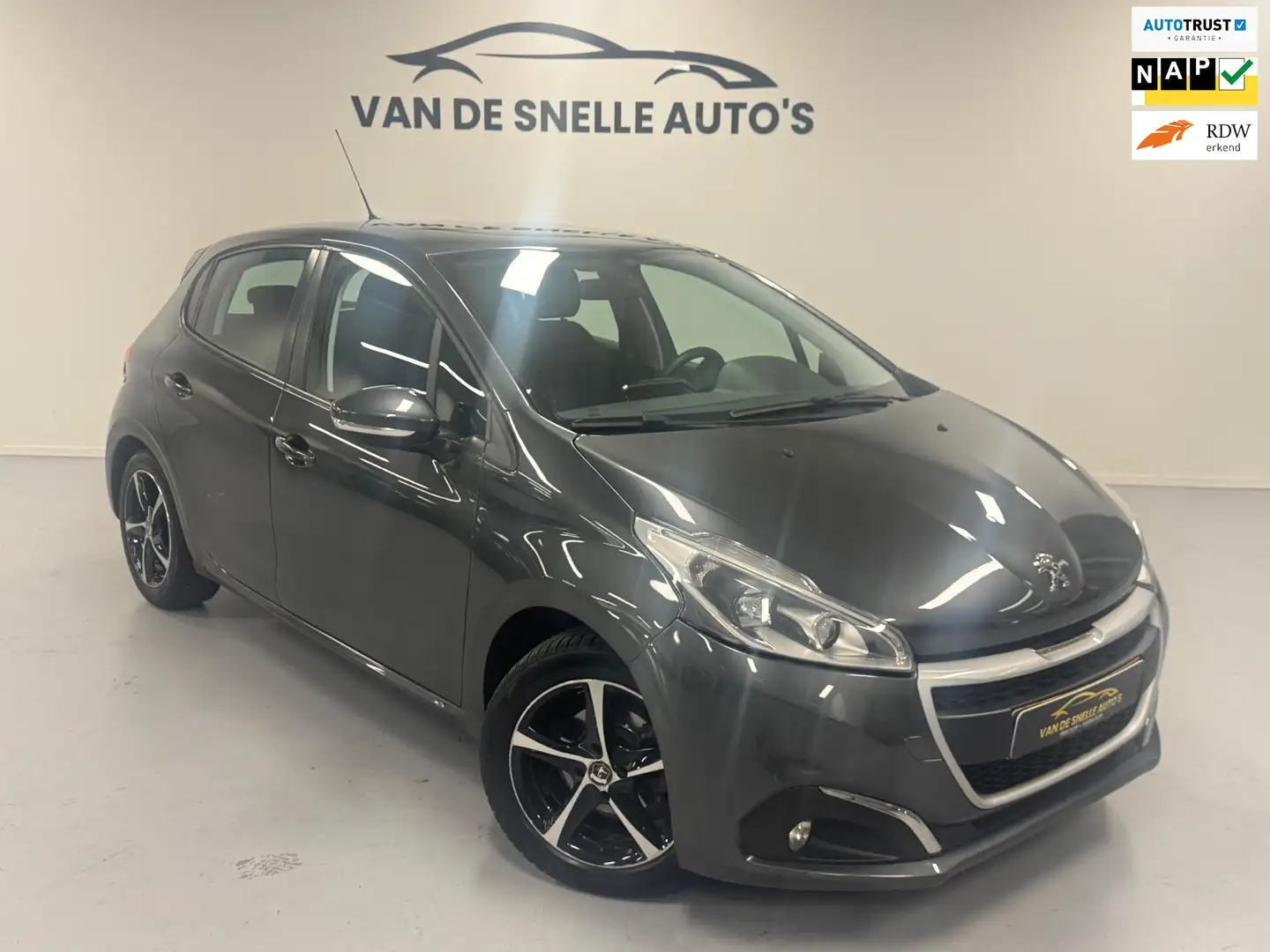 Peugeot 208 1.2 PureTech Blue Lion AIRCO/PDC/ONDERHOUDSHISTORI Grijs - 1