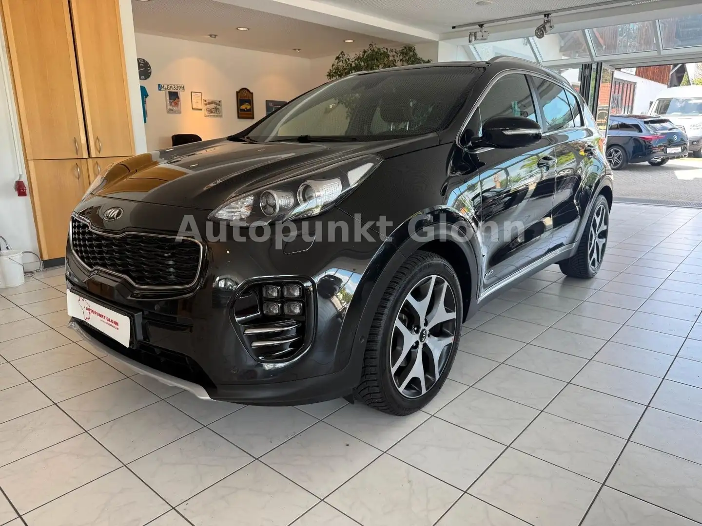 Kia Sportage *GT-Line*4WD*Pano*Kame.*SHZ*AHK* Schwarz - 2