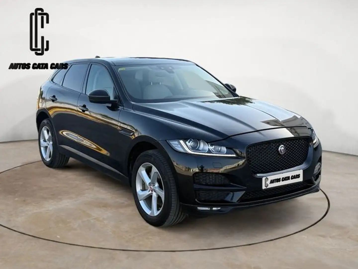 Jaguar F-Pace 2.0i4D Pure RWD 163 Negro - 1