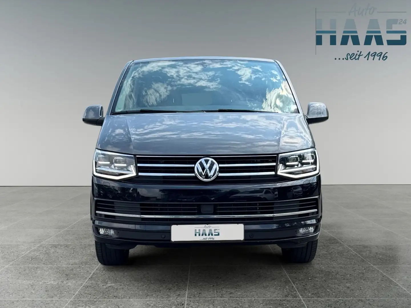 Volkswagen T6 Multivan Gen Six 2.0TDI DSG ElektrTür APP AHK Schwarz - 2