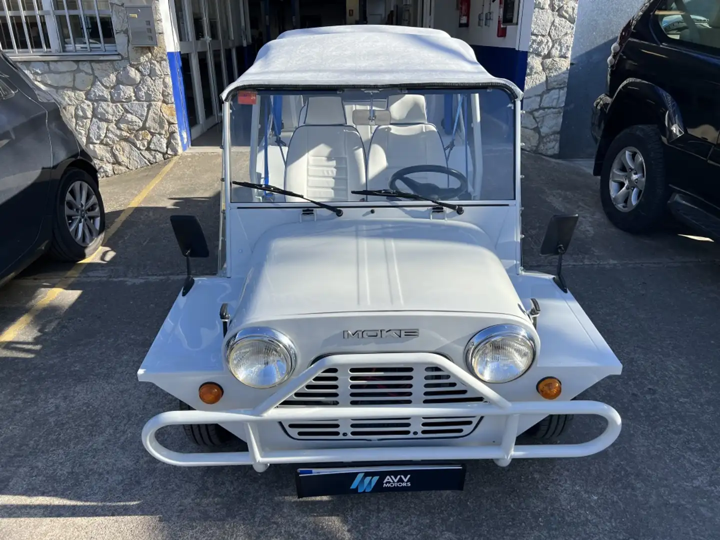 Austin Mini Moke bijela - 2